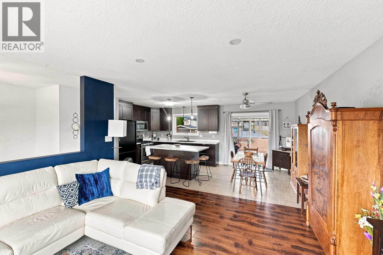 8710 Jubilee Drive, Osoyoos, British Columbia  V0H 1V2 - Photo 8 - 10398536