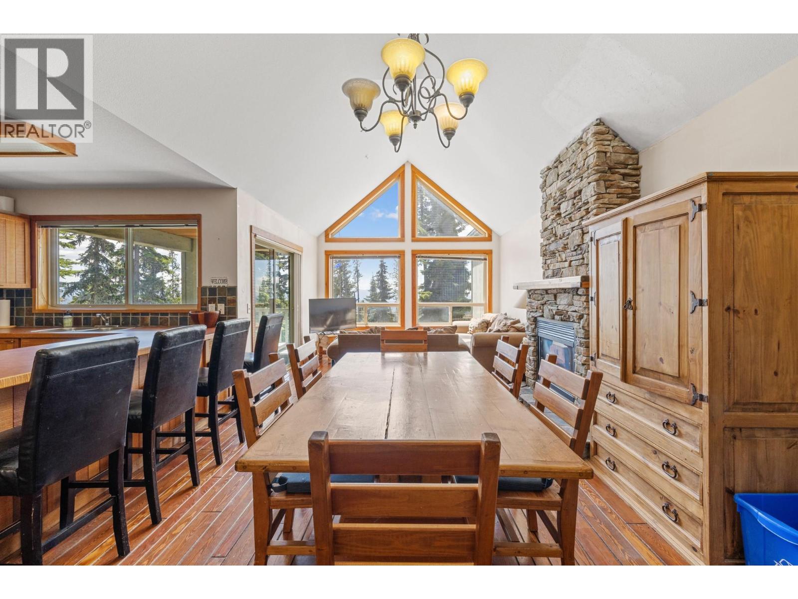 4879a Snowpines Road, Big White, British Columbia  V1P 1P3 - Photo 2 - 10398428