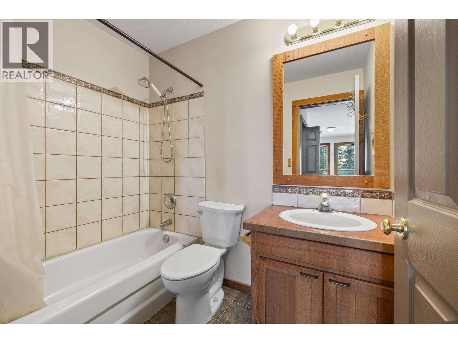 4879a Snowpines Road, Big White, British Columbia  V1P 1P3 - Photo 23 - 10398428