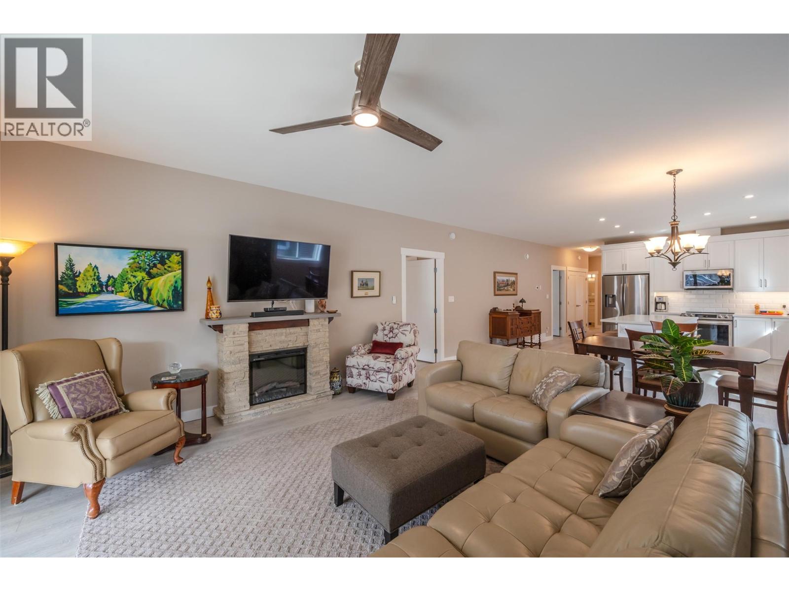 389 10th Avenue, Keremeos, British Columbia  V0X 1N3 - Photo 16 - 10399308