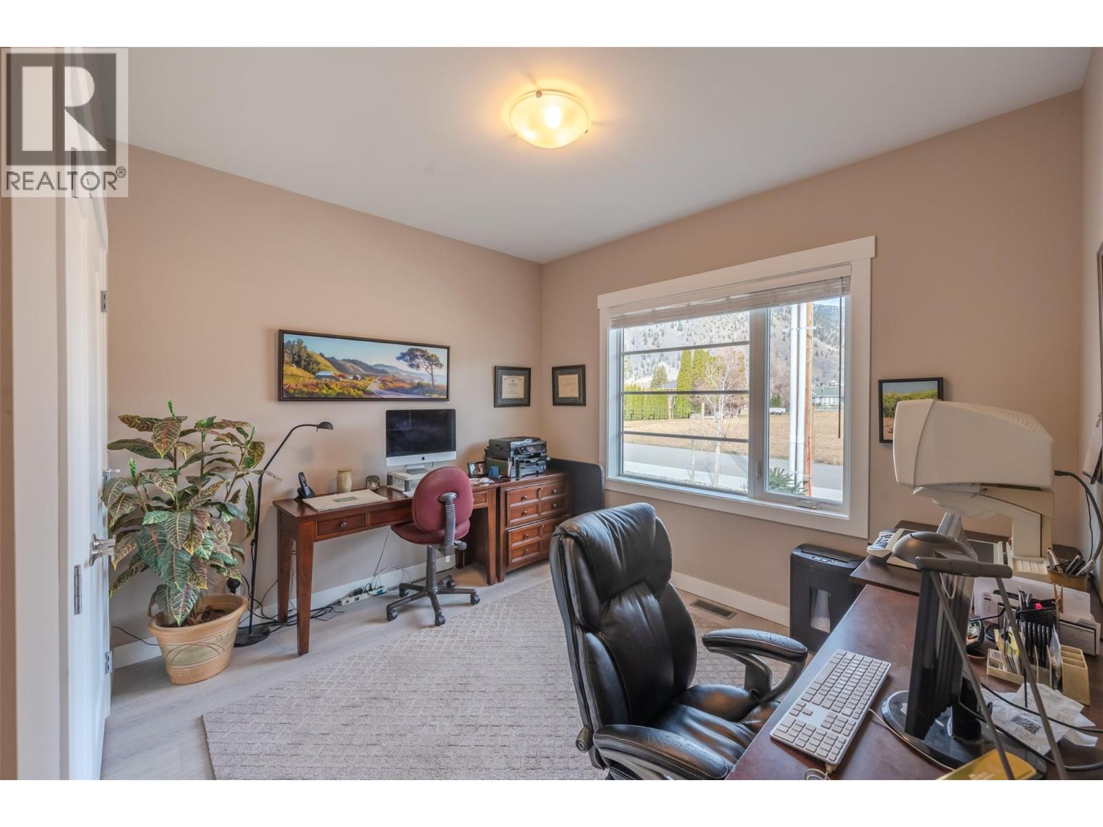 389 10th Avenue, Keremeos, British Columbia  V0X 1N3 - Photo 26 - 10399308
