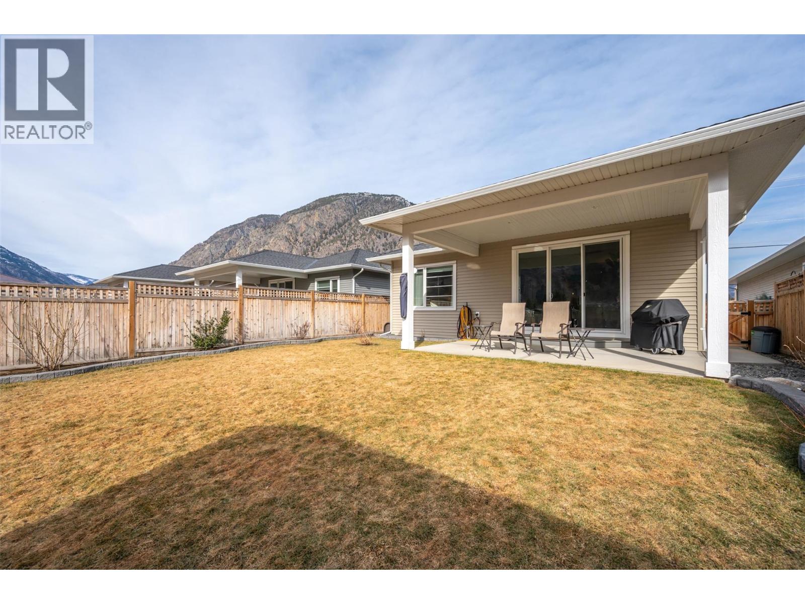 389 10th Avenue, Keremeos, British Columbia  V0X 1N3 - Photo 34 - 10399308