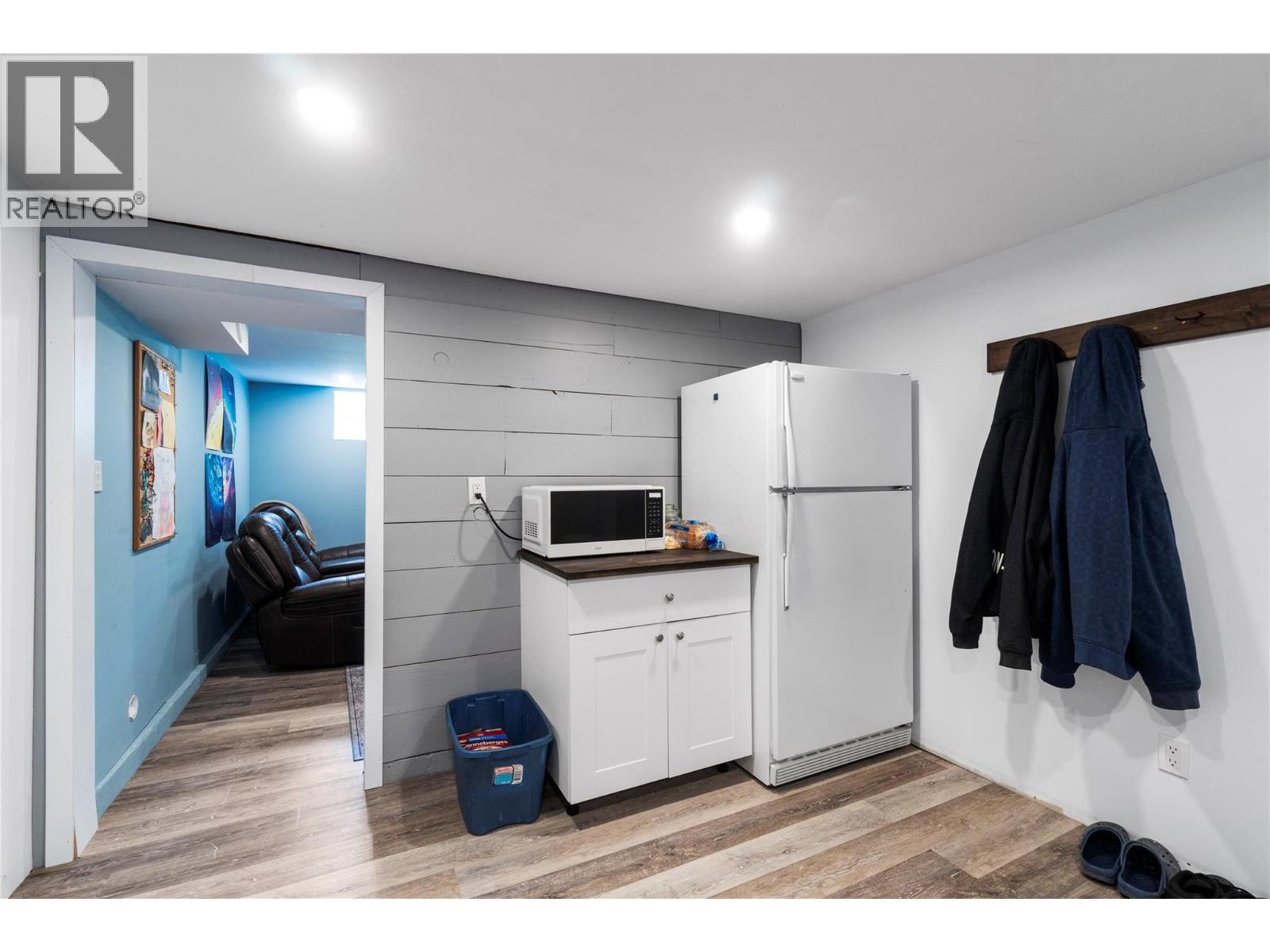 410 Foothill Road Sw, Salmon Arm, British Columbia  V1E 1T6 - Photo 36 - 10399078