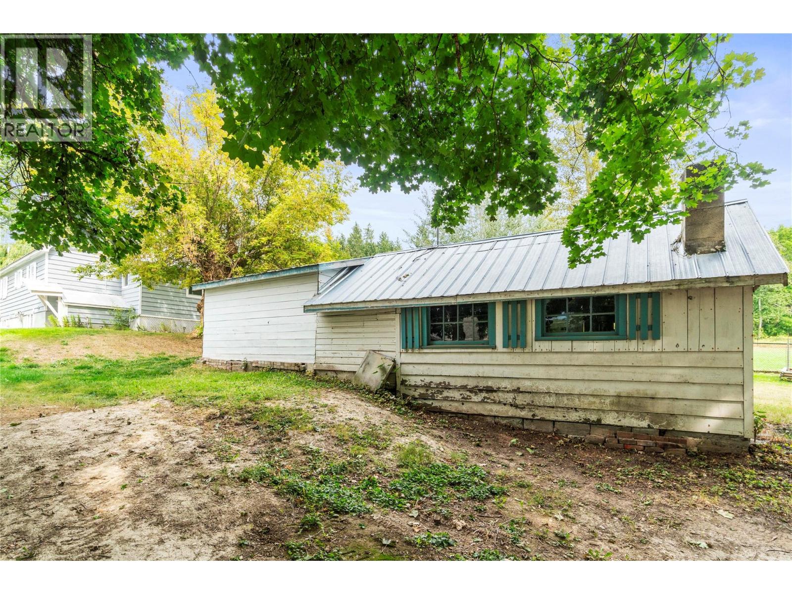 410 Foothill Road Sw, Salmon Arm, British Columbia  V1E 1T6 - Photo 44 - 10399078