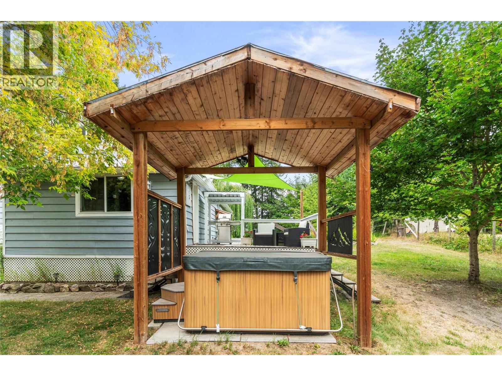 410 Foothill Road Sw, Salmon Arm, British Columbia  V1E 1T6 - Photo 51 - 10399078