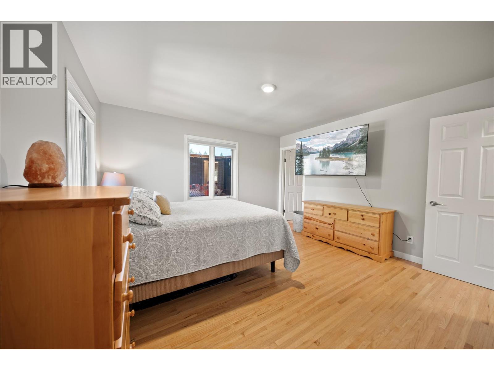 5045 Riverview Road, Fairmont Hot Springs, British Columbia  V0B 1L1 - Photo 11 - 10399293
