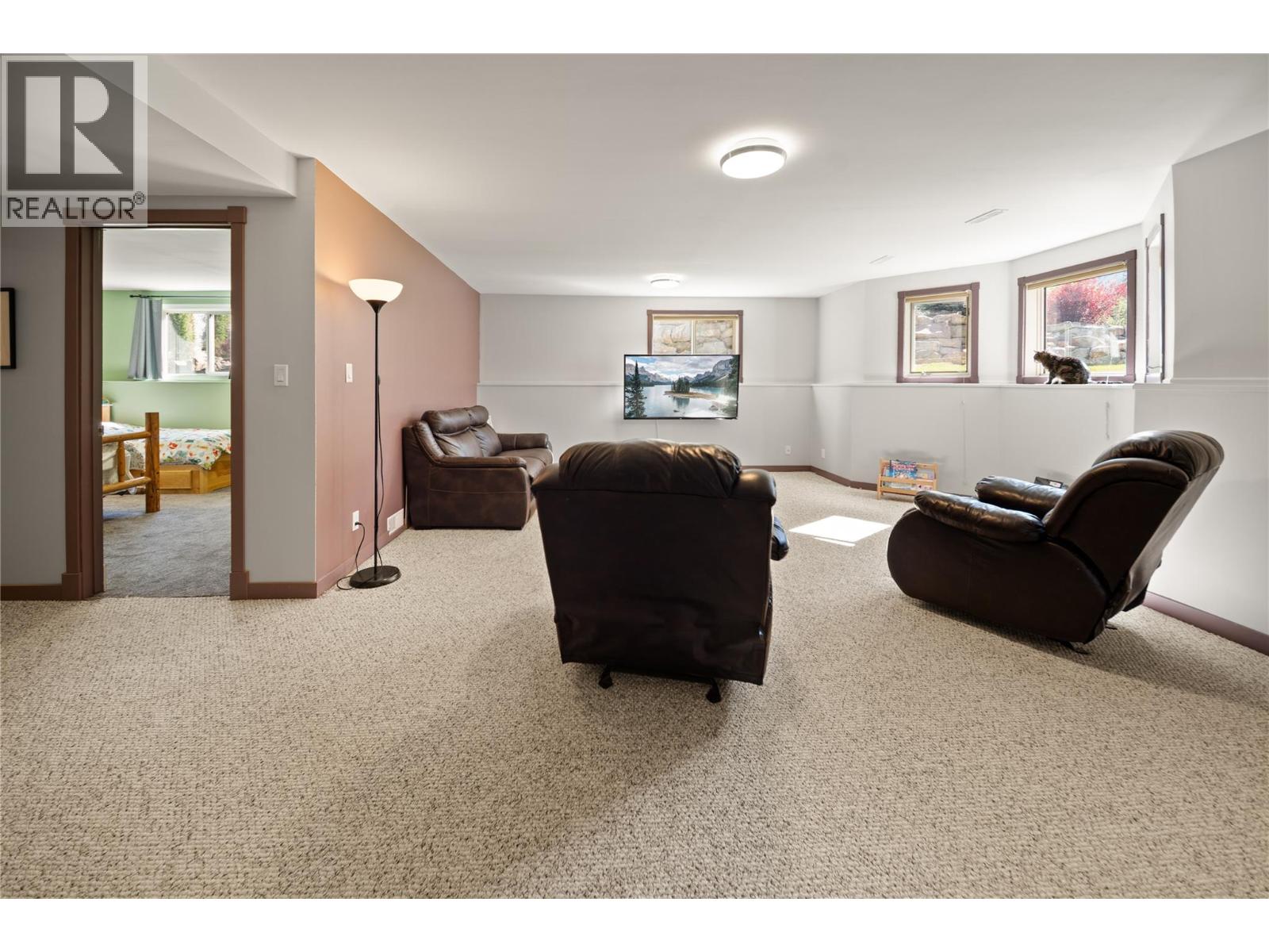 5045 Riverview Road, Fairmont Hot Springs, British Columbia  V0B 1L1 - Photo 21 - 10399293
