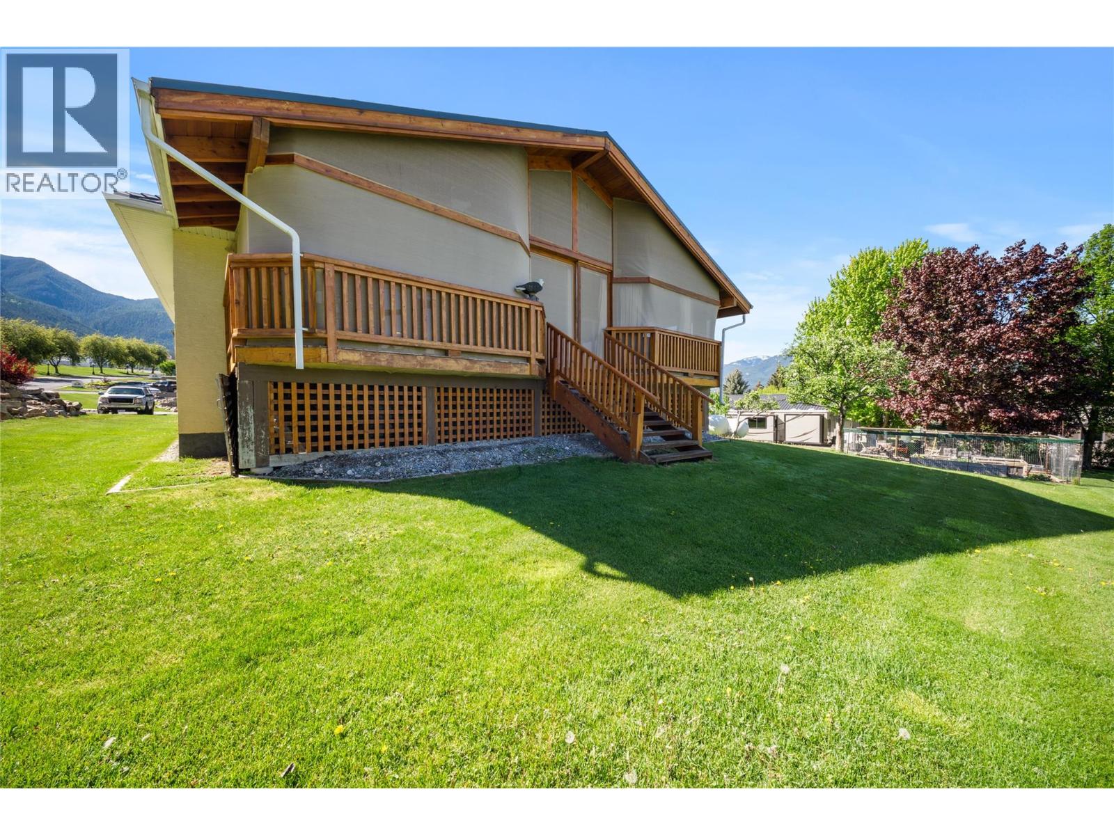 5045 Riverview Road, Fairmont Hot Springs, British Columbia  V0B 1L1 - Photo 34 - 10399293
