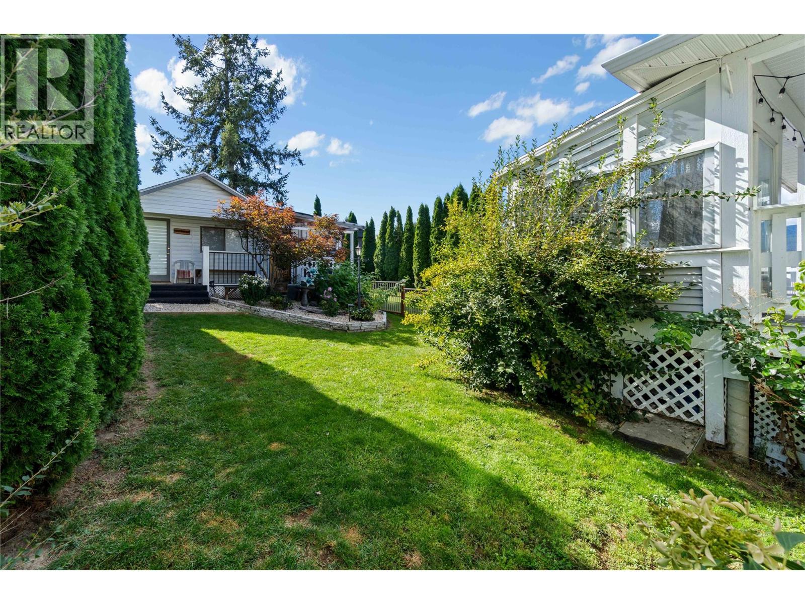 2860 15 Avenue Ne, Salmon Arm, British Columbia  V1E 2B6 - Photo 14 - 10398963