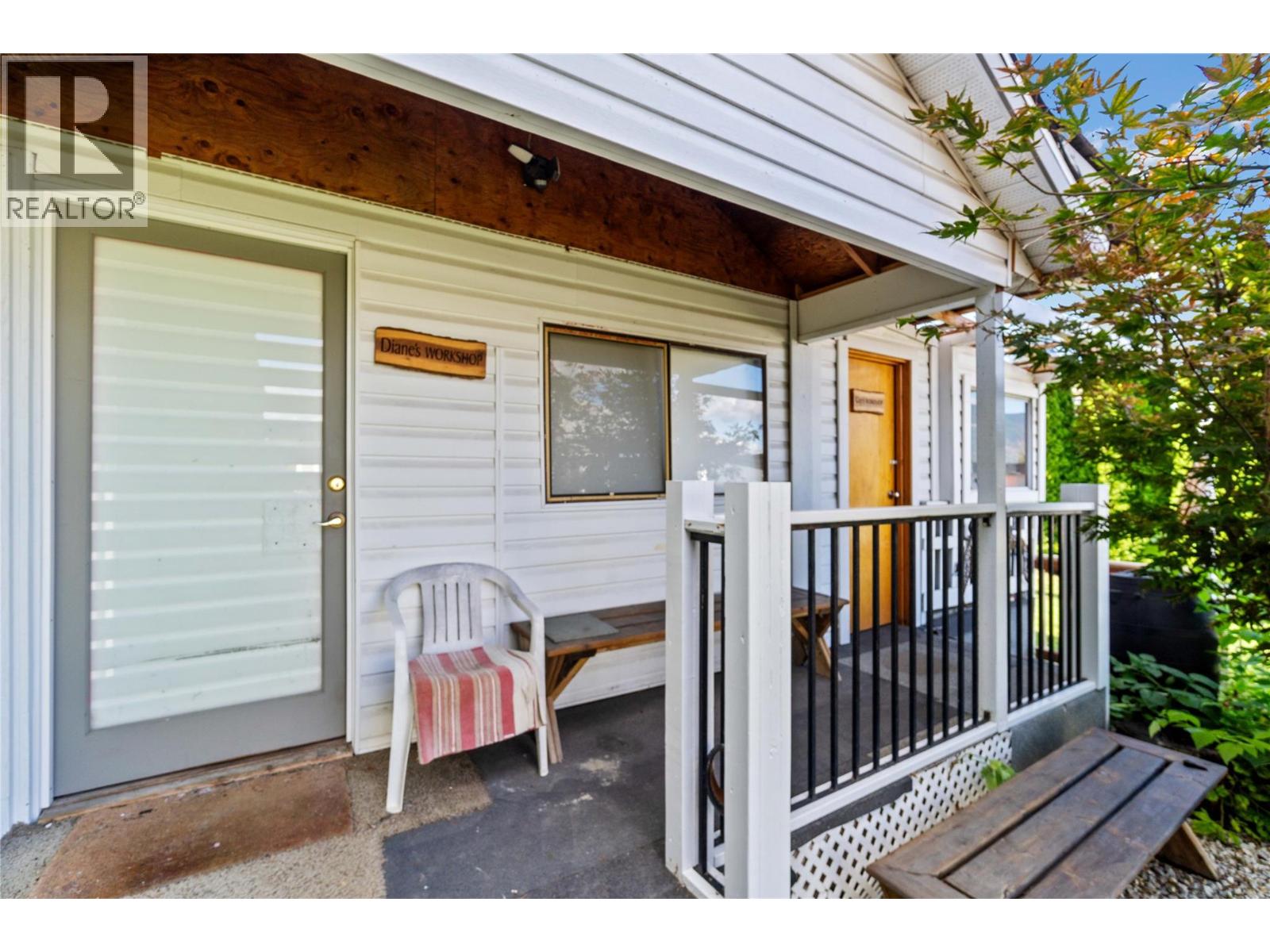 2860 15 Avenue Ne, Salmon Arm, British Columbia  V1E 2B6 - Photo 15 - 10398963