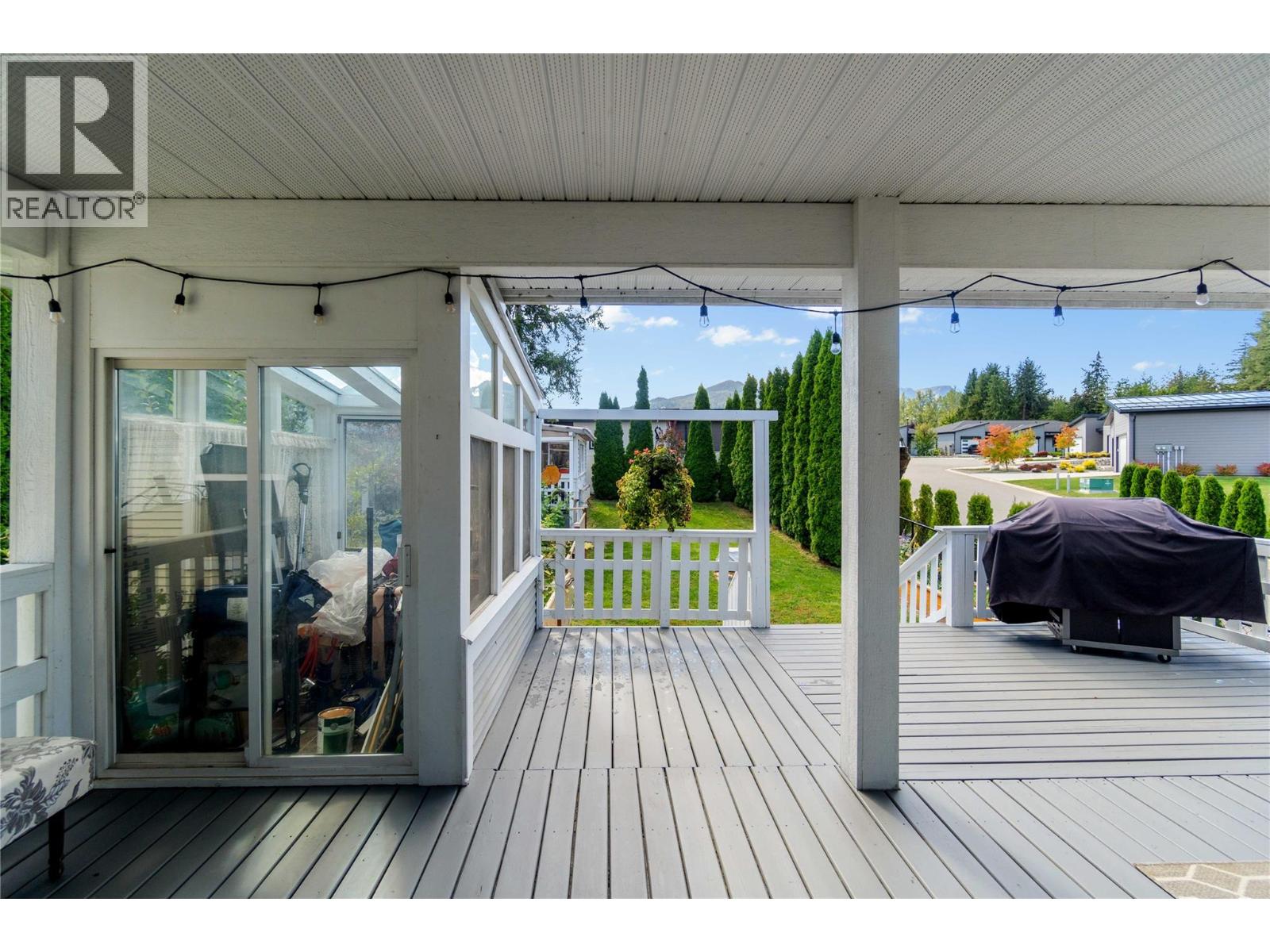 2860 15 Avenue Ne, Salmon Arm, British Columbia  V1E 2B6 - Photo 23 - 10398963