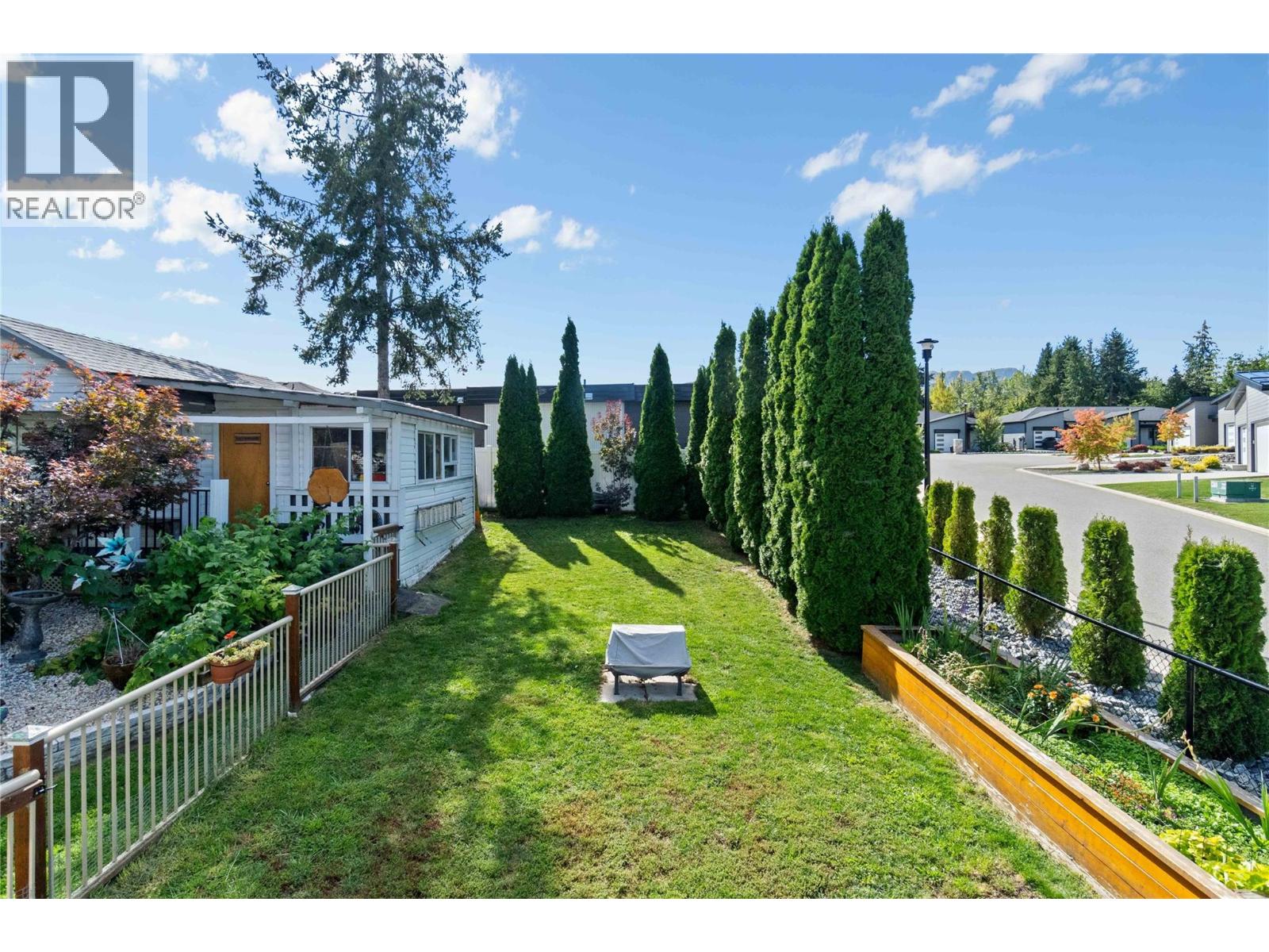 2860 15 Avenue Ne, Salmon Arm, British Columbia  V1E 2B6 - Photo 30 - 10398963