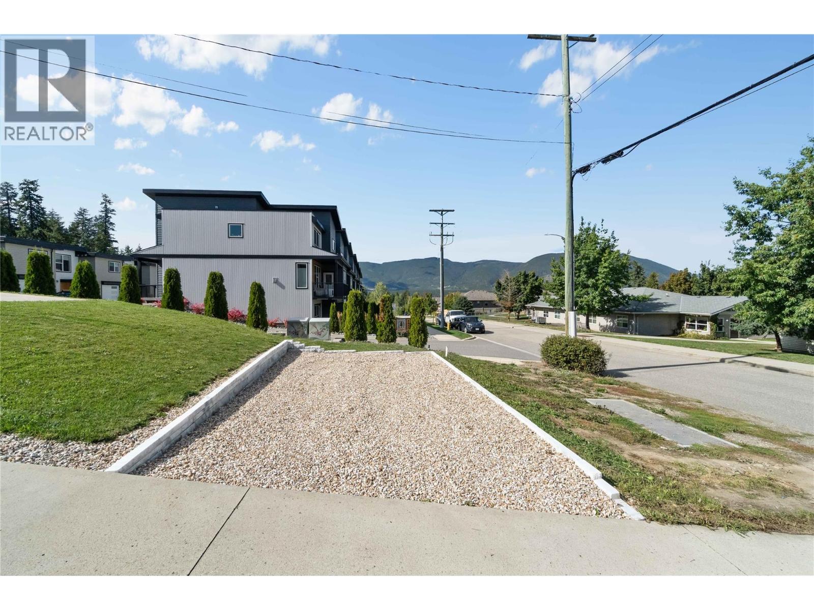 2860 15 Avenue Ne, Salmon Arm, British Columbia  V1E 2B6 - Photo 36 - 10398963