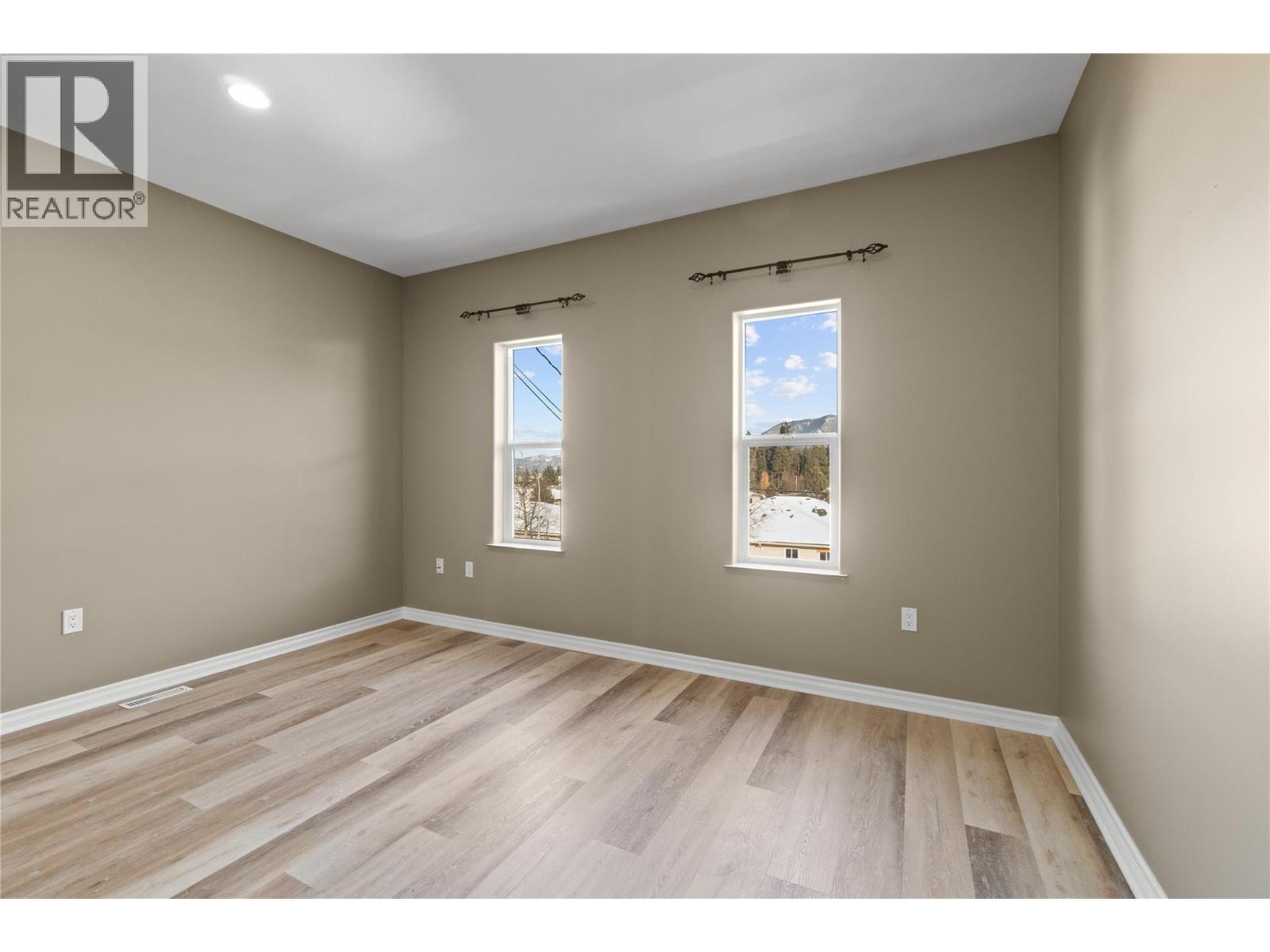 2860 15 Avenue Ne, Salmon Arm, British Columbia  V1E 2B6 - Photo 49 - 10398963