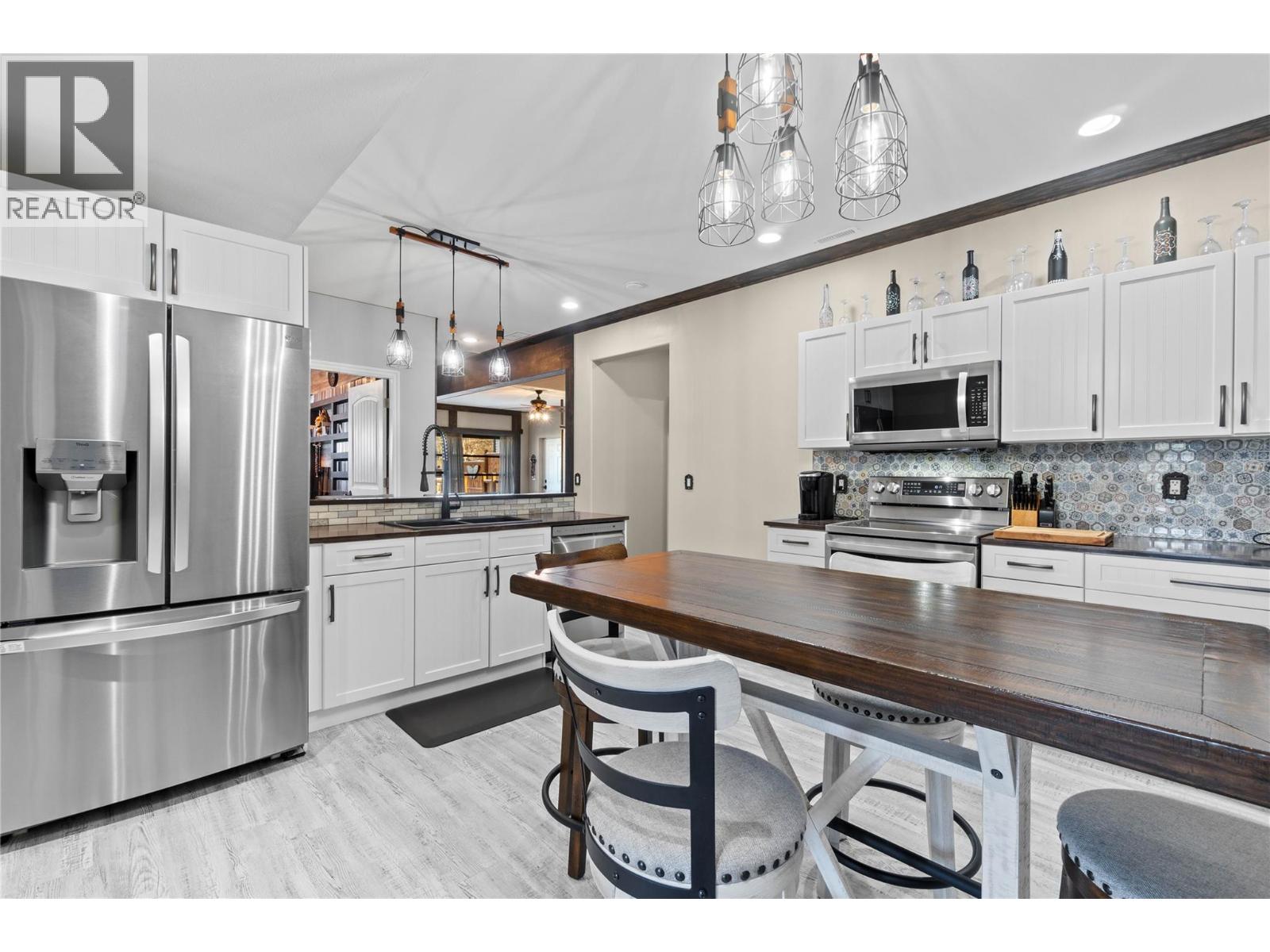 2860 15 Avenue Ne, Salmon Arm, British Columbia  V1E 2B6 - Photo 81 - 10398963