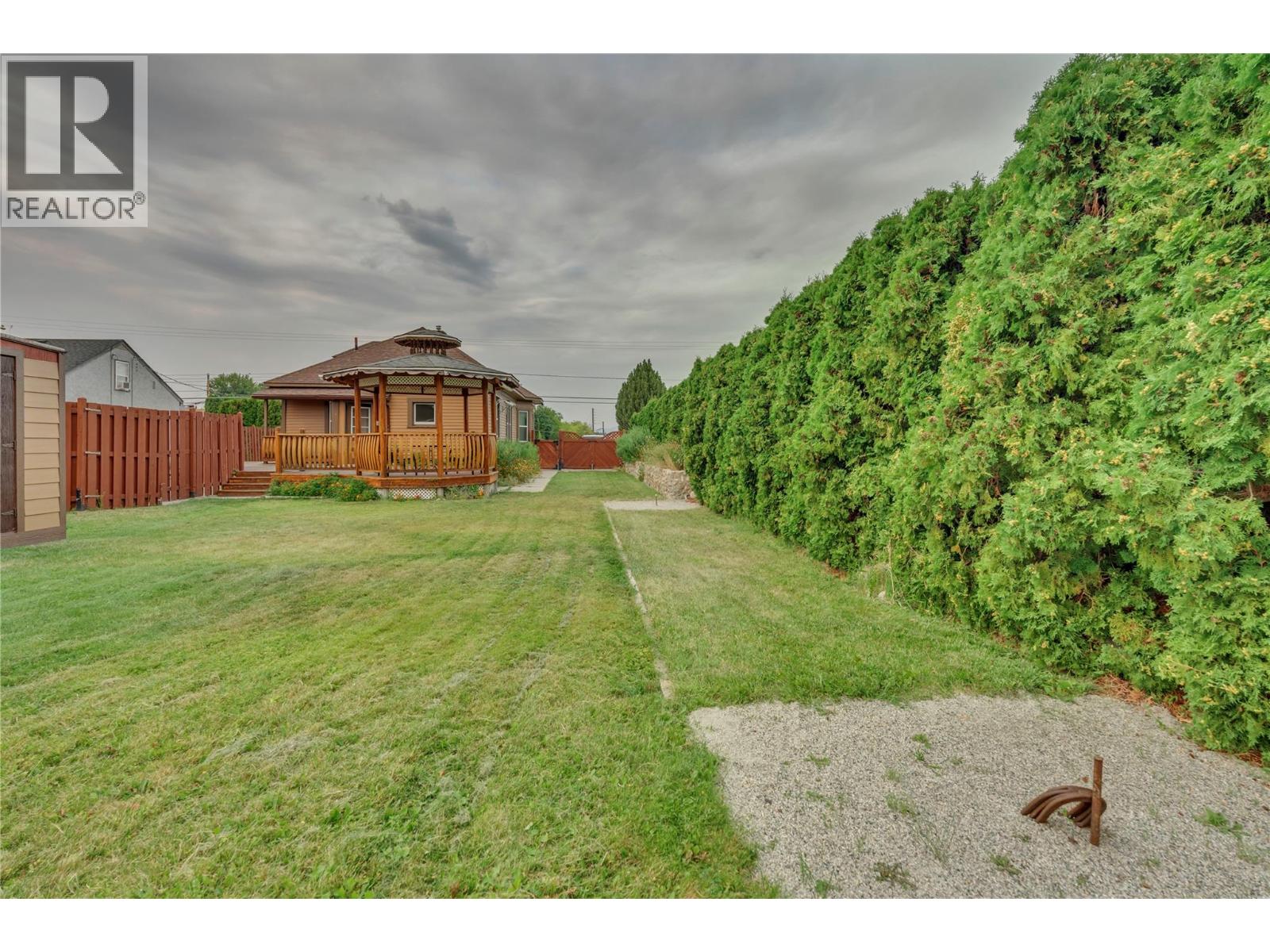 10511 Elliott Street, Summerland, British Columbia  V0H 1Z2 - Photo 1 - 10399193