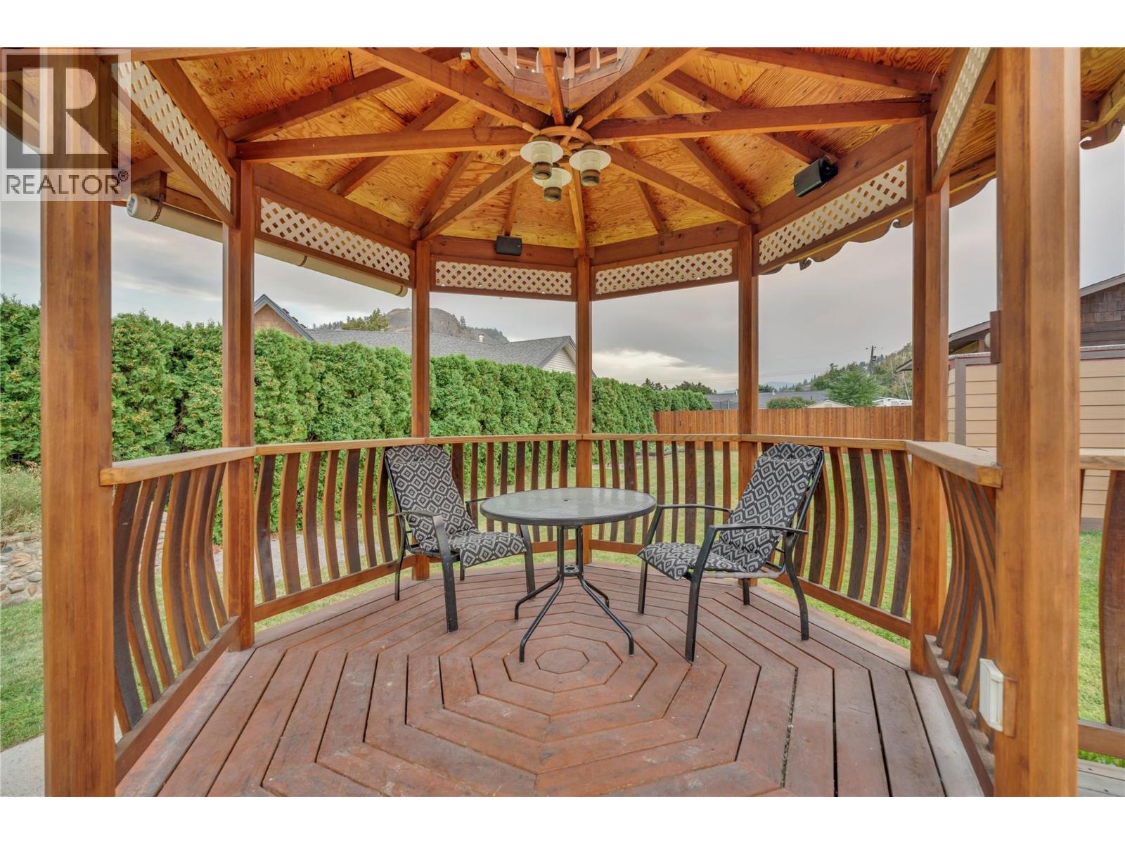 10511 Elliott Street, Summerland, British Columbia  V0H 1Z2 - Photo 5 - 10399193