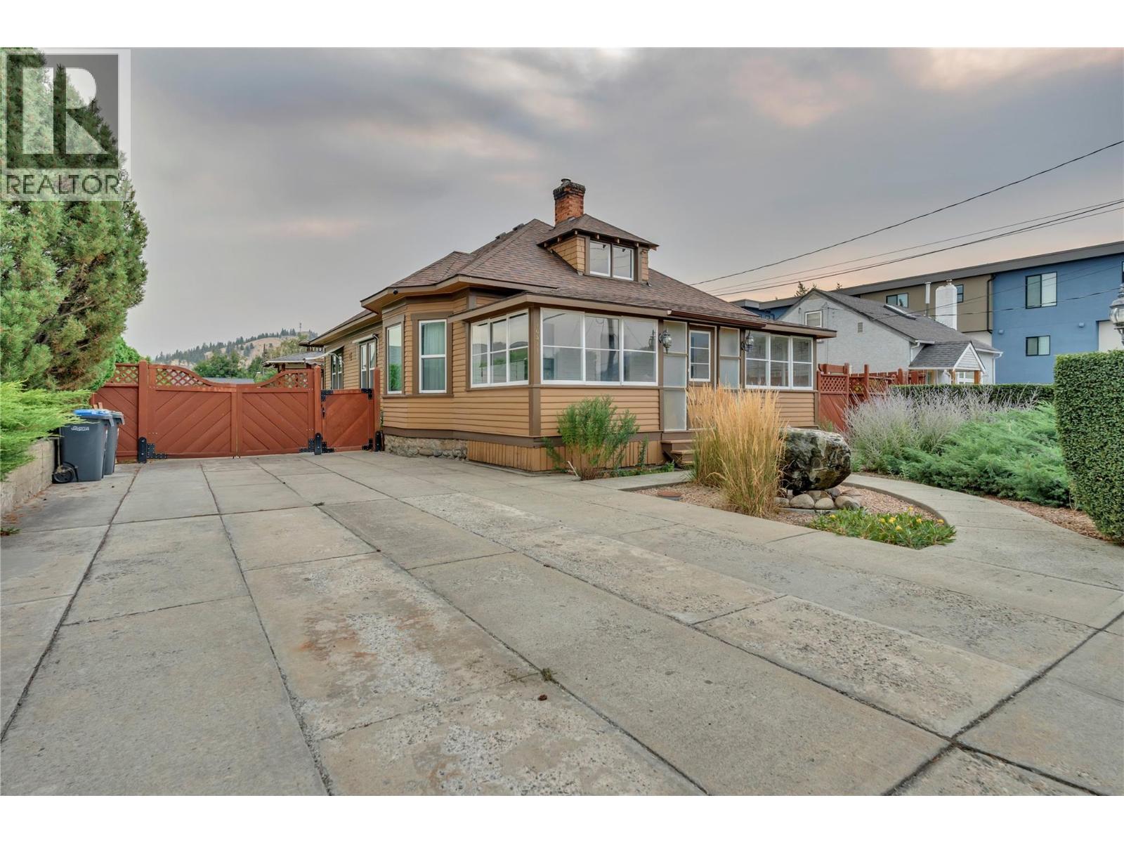 10511 Elliott Street, Summerland, British Columbia  V0H 1Z2 - Photo 8 - 10399193
