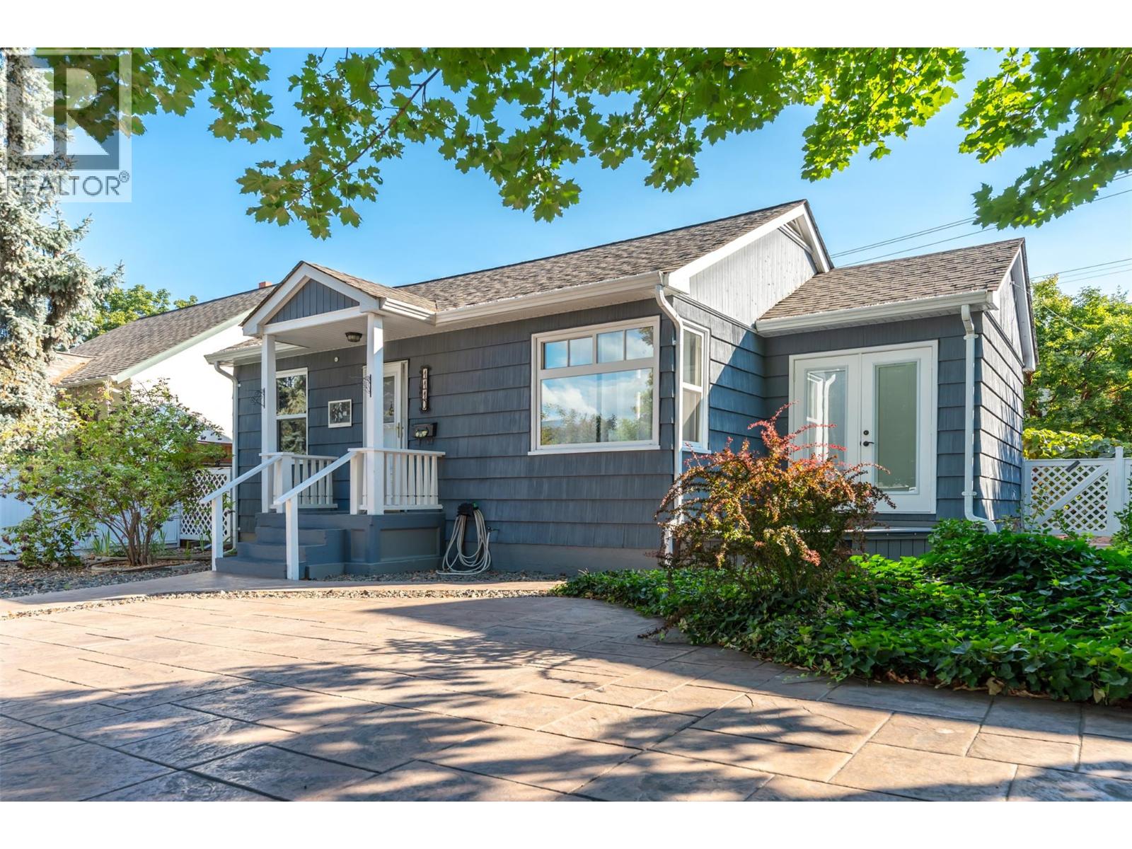 1110 Kilwinning Street, Penticton, British Columbia  V2A 4P1 - Photo 1 - 10399164