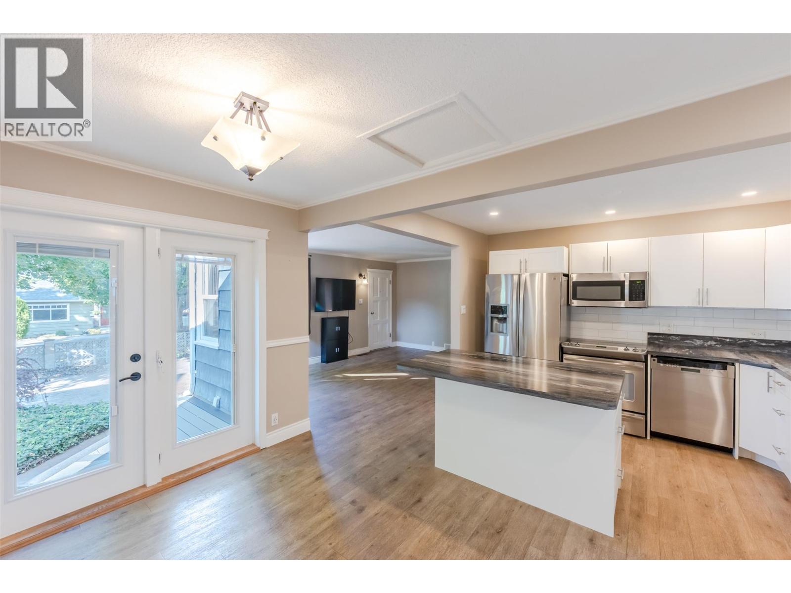 1110 Kilwinning Street, Penticton, British Columbia  V2A 4P1 - Photo 12 - 10399164
