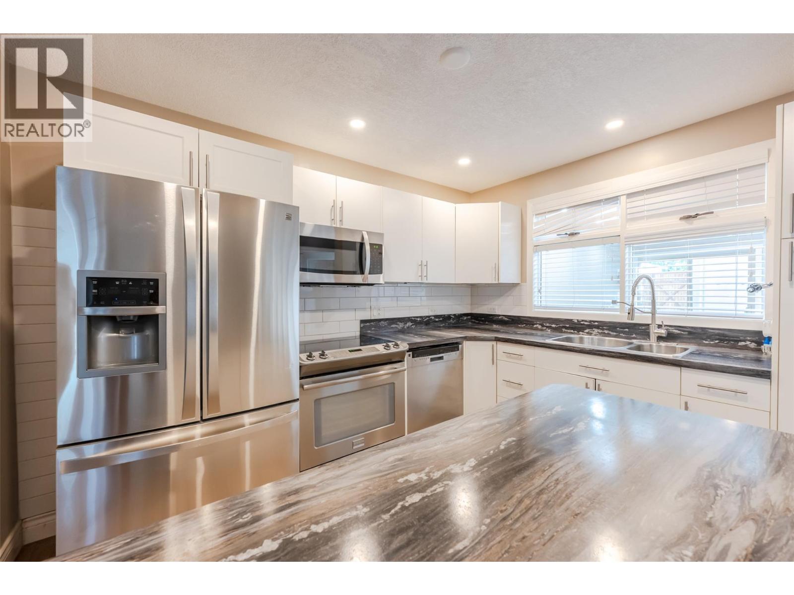 1110 Kilwinning Street, Penticton, British Columbia  V2A 4P1 - Photo 23 - 10399164