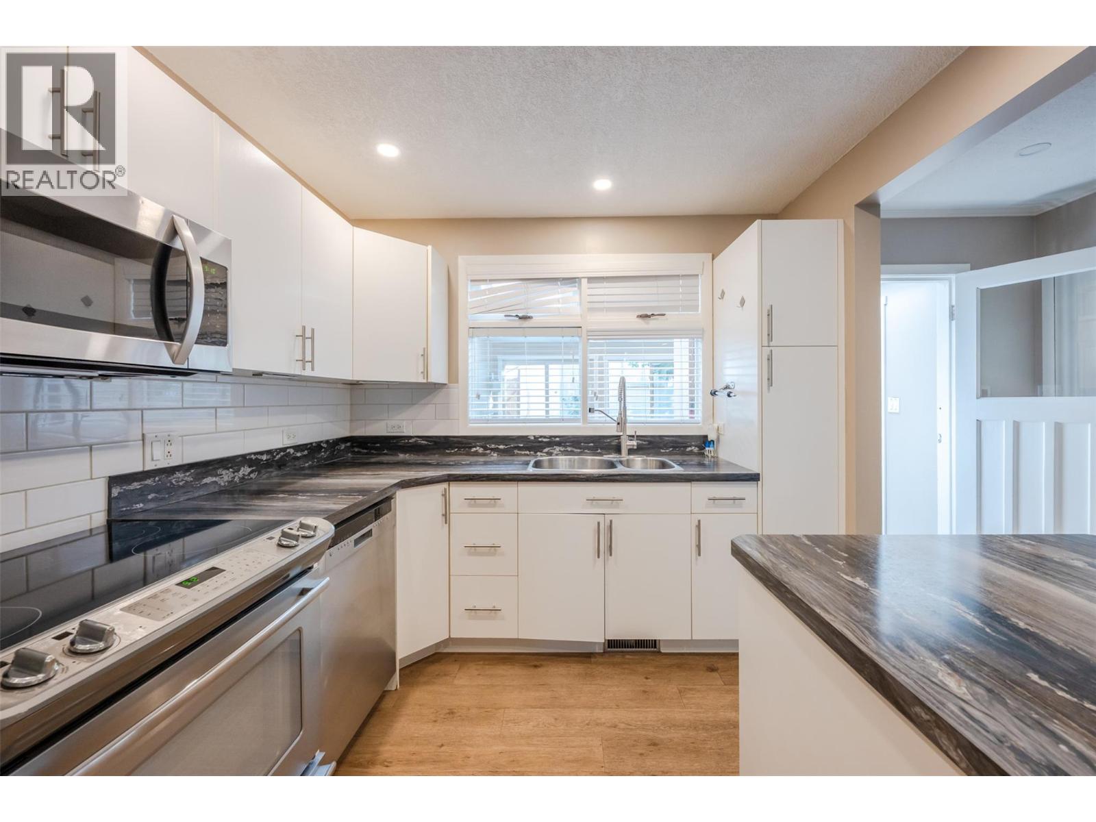 1110 Kilwinning Street, Penticton, British Columbia  V2A 4P1 - Photo 25 - 10399164