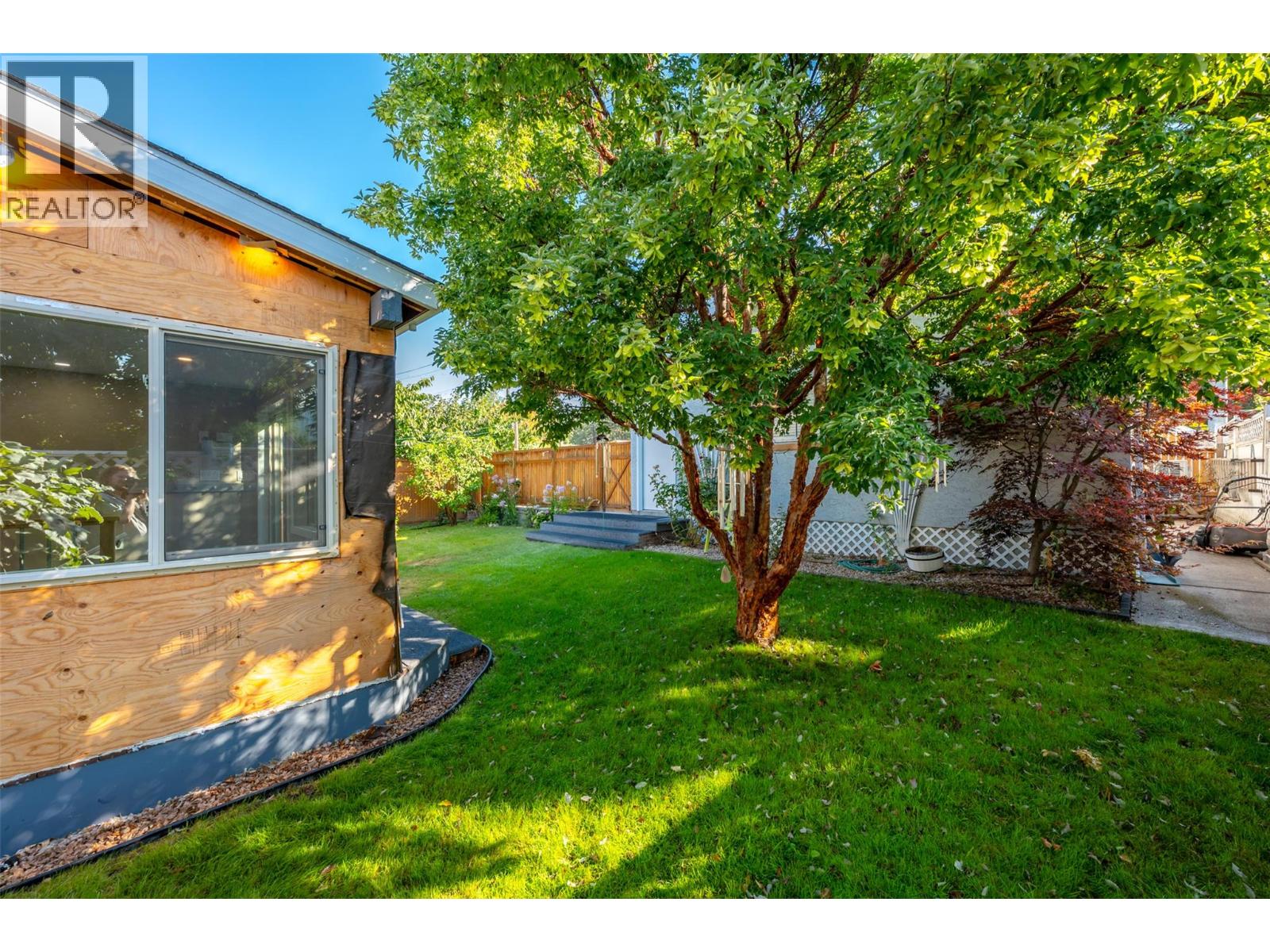 1110 Kilwinning Street, Penticton, British Columbia  V2A 4P1 - Photo 28 - 10399164