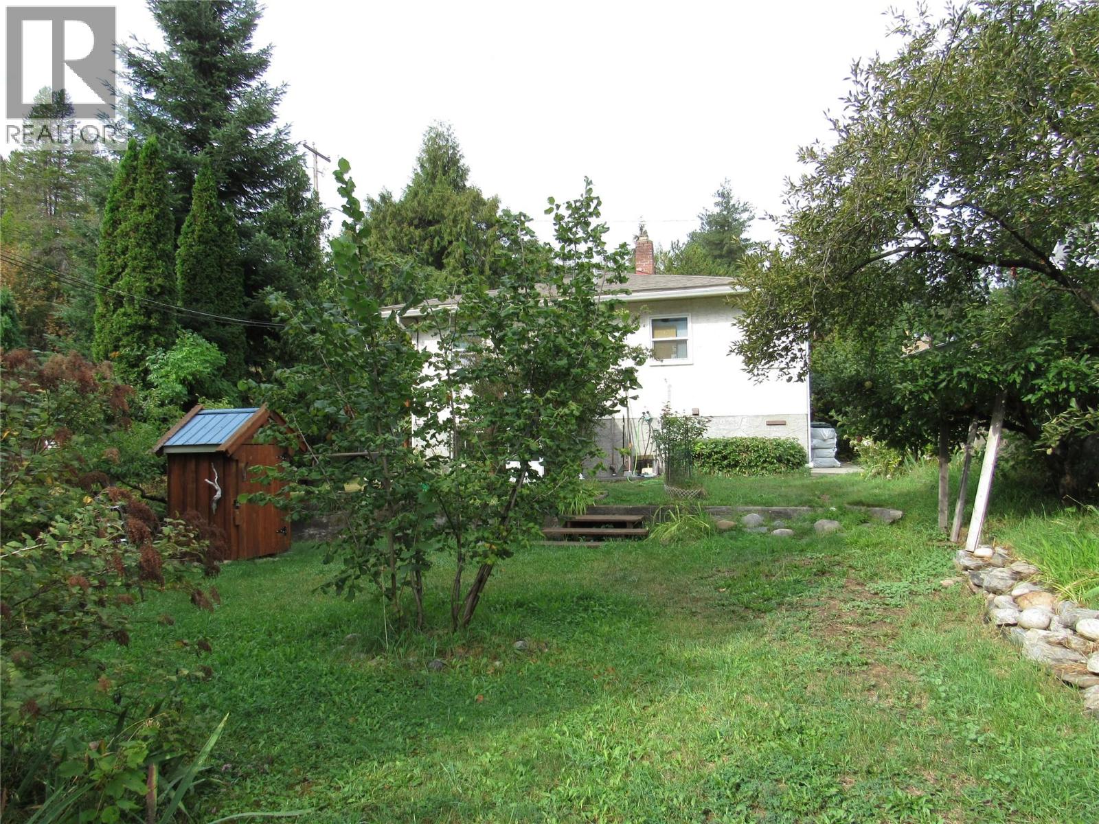 873 7th Avenue, Castlegar, British Columbia  V1N 1S1 - Photo 20 - 10380601