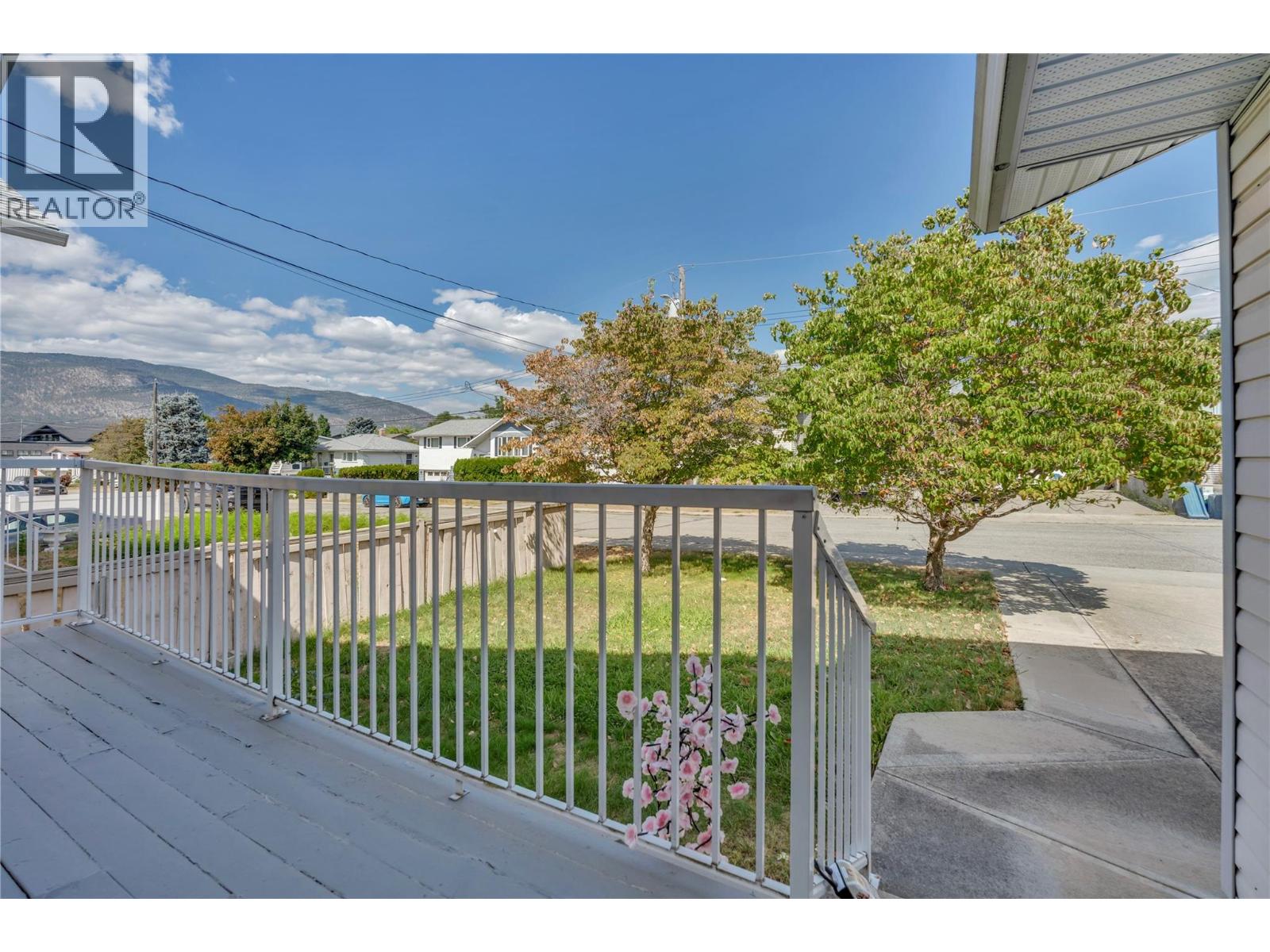124 Phoenix Avenue, Penticton, British Columbia  V2A 2Z5 - Photo 39 - 10399325