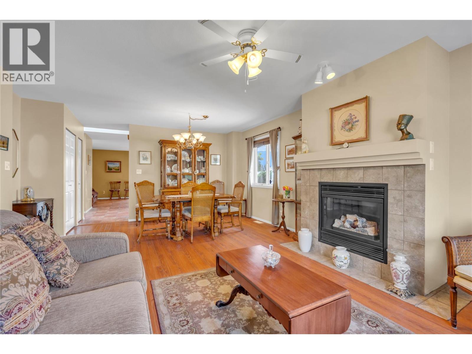 124 Phoenix Avenue, Penticton, British Columbia  V2A 2Z5 - Photo 4 - 10399325
