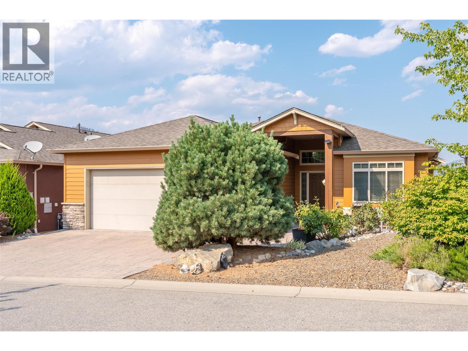 6833 Meadows Drive Unit# 8, Oliver, British Columbia  V0H 1T4 - Photo 1 - 10399203