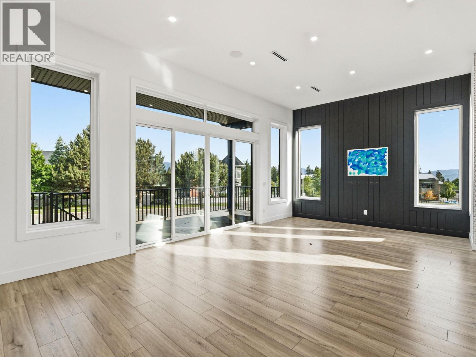 5300 Hedeman Court, Kelowna, British Columbia  V1W 5A3 - Photo 17 - 10399009