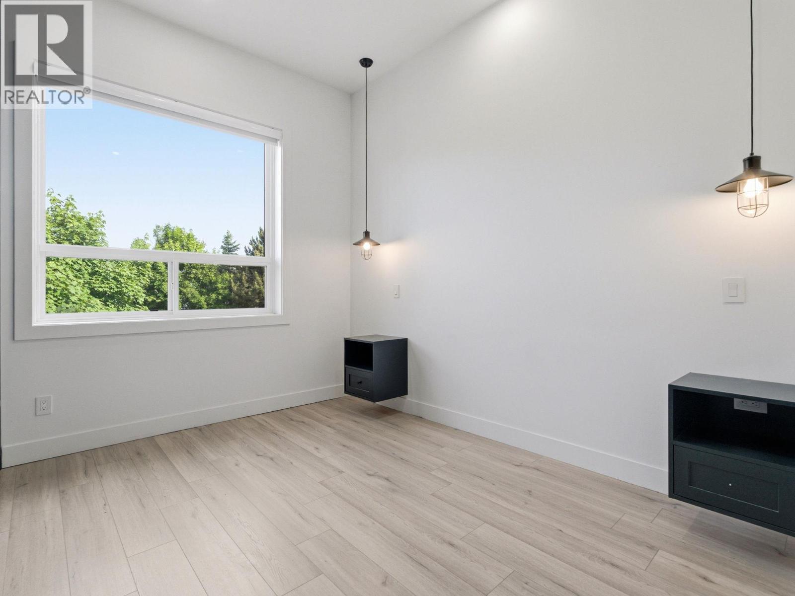 5300 Hedeman Court, Kelowna, British Columbia  V1W 5A3 - Photo 29 - 10399009