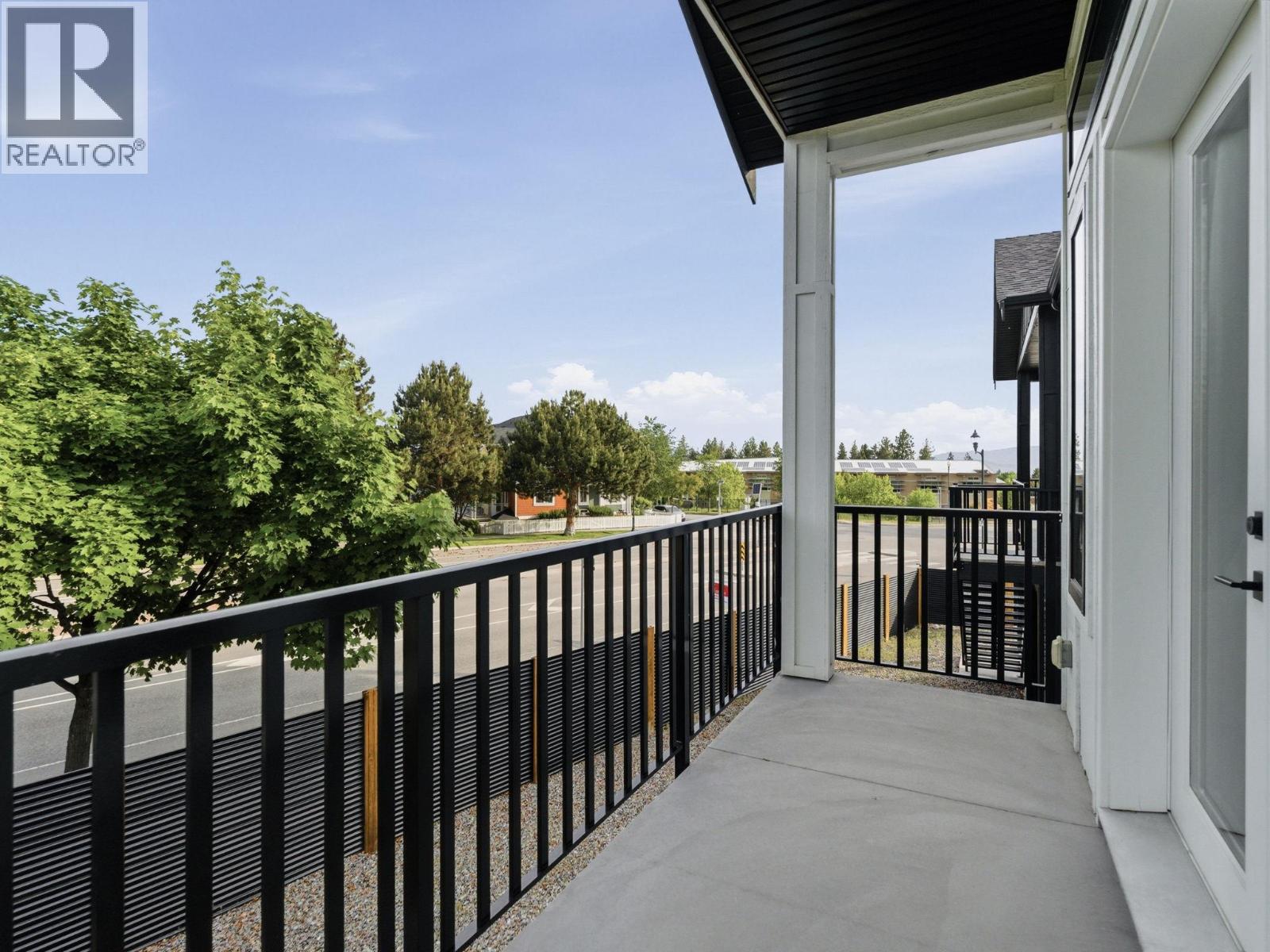 5300 Hedeman Court, Kelowna, British Columbia  V1W 5A3 - Photo 38 - 10399009
