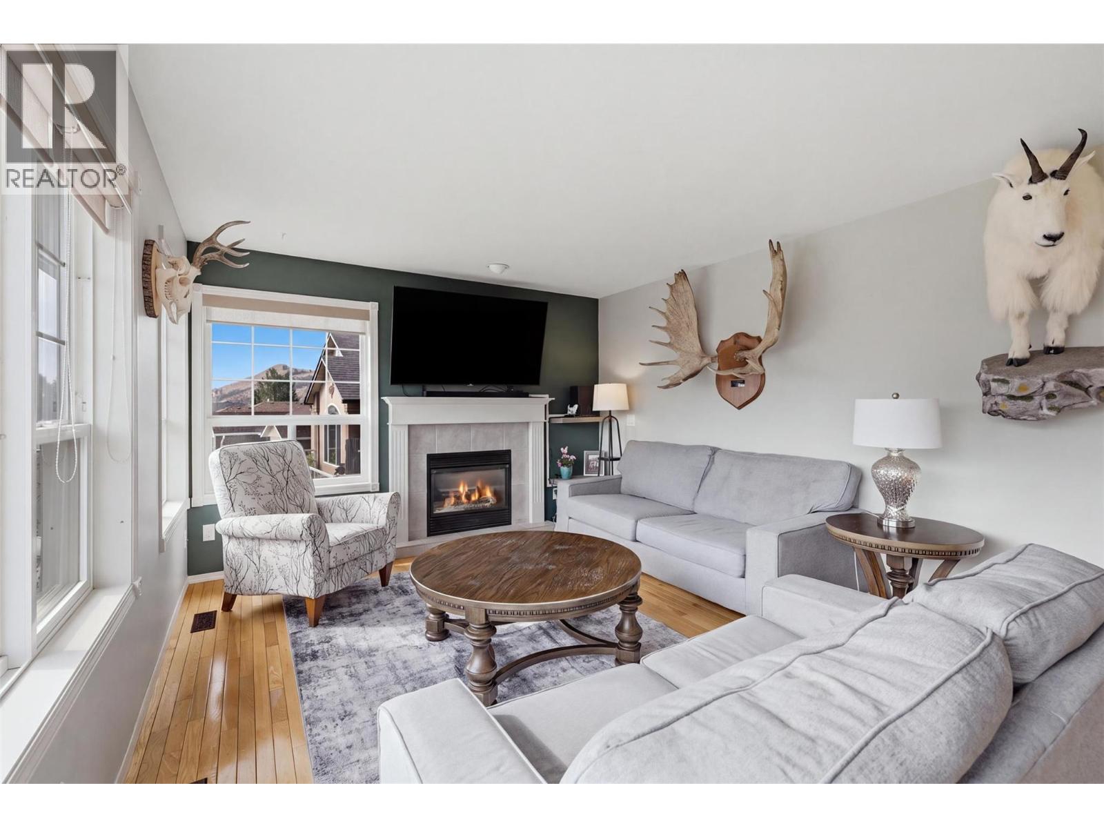 992 Pine Springs Road, Kamloops, British Columbia  V2B 8H2 - Photo 4 - 10399188