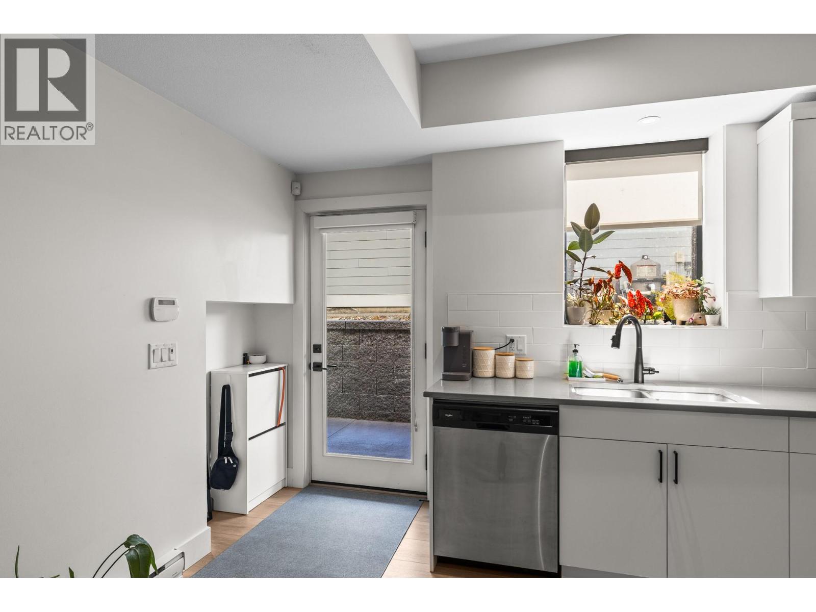 74 Red Sky Court, Kelowna, British Columbia  V1V 3G4 - Photo 55 - 10399049
