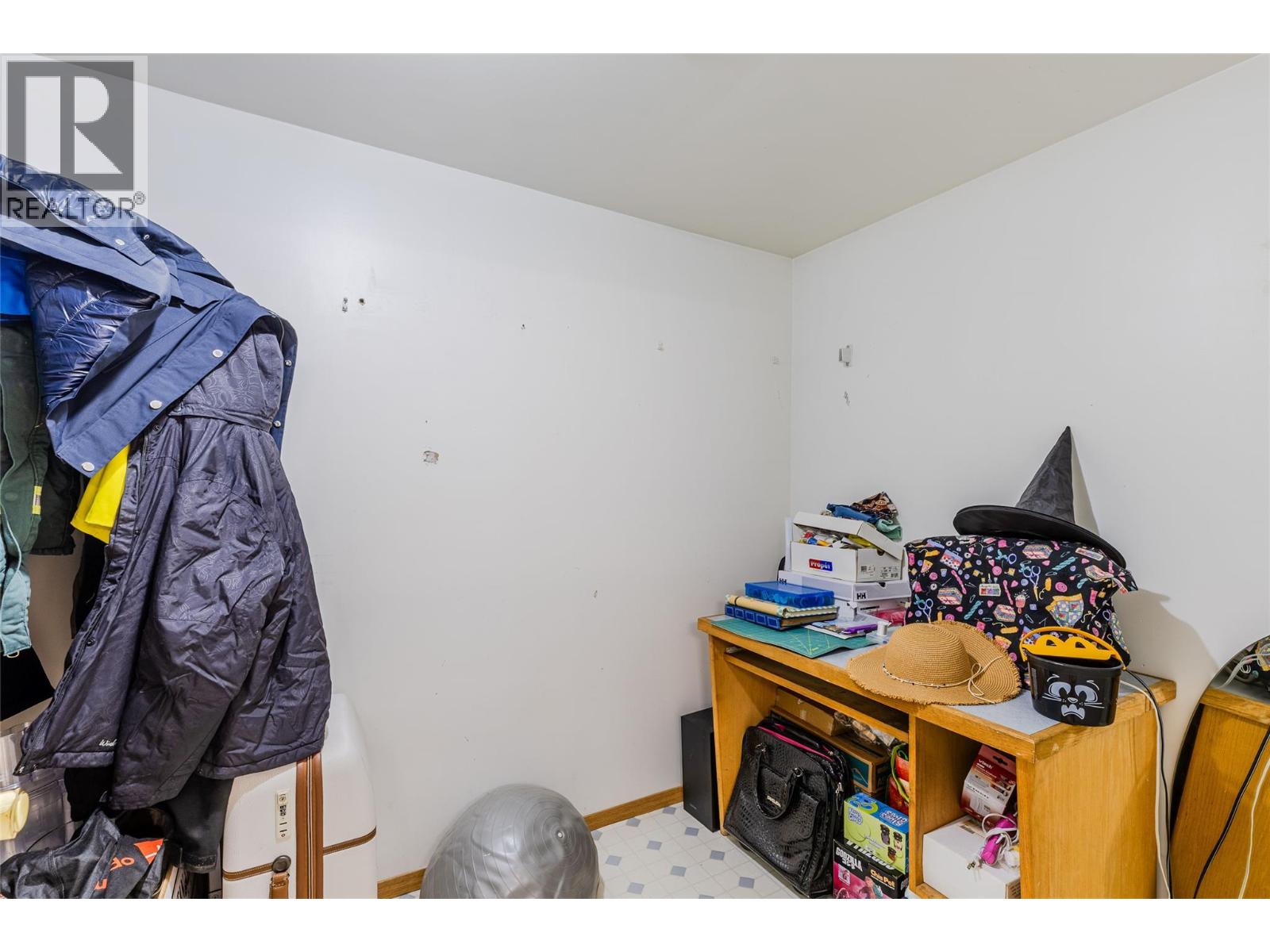 404 Ash Road, Creston, British Columbia  V0B 1G8 - Photo 35 - 10396078