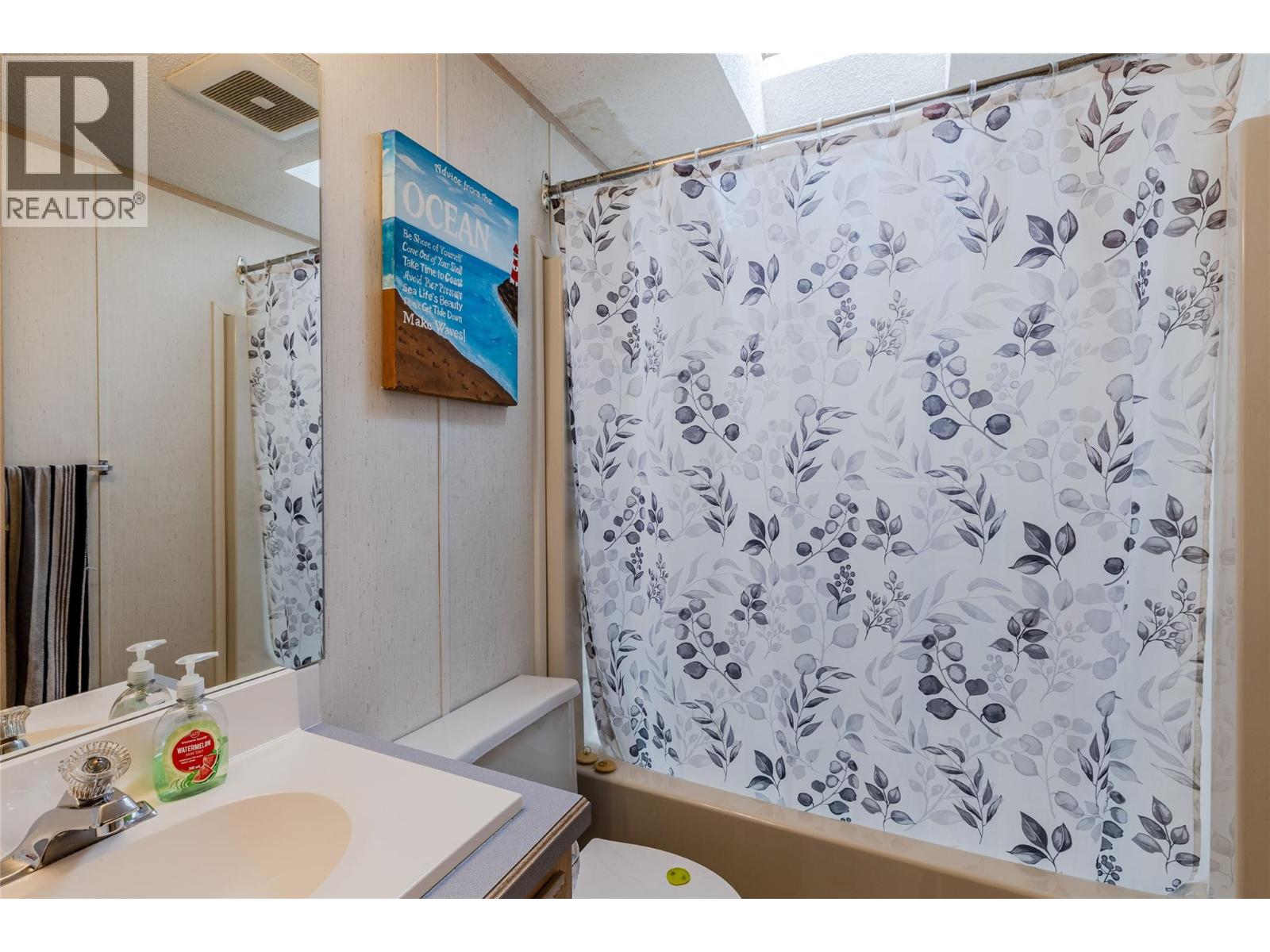 404 Ash Road, Creston, British Columbia  V0B 1G8 - Photo 38 - 10396078