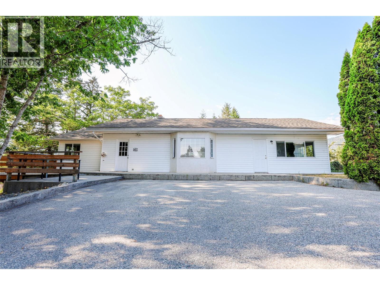 404 Ash Road, Creston, British Columbia  V0B 1G8 - Photo 57 - 10396078