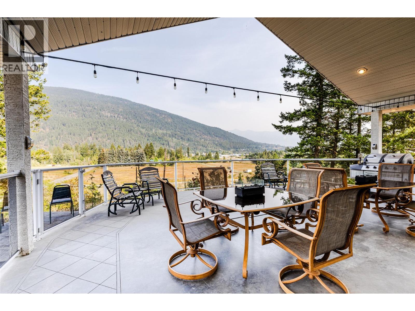 404 Ash Road, Creston, British Columbia  V0B 1G8 - Photo 7 - 10396078