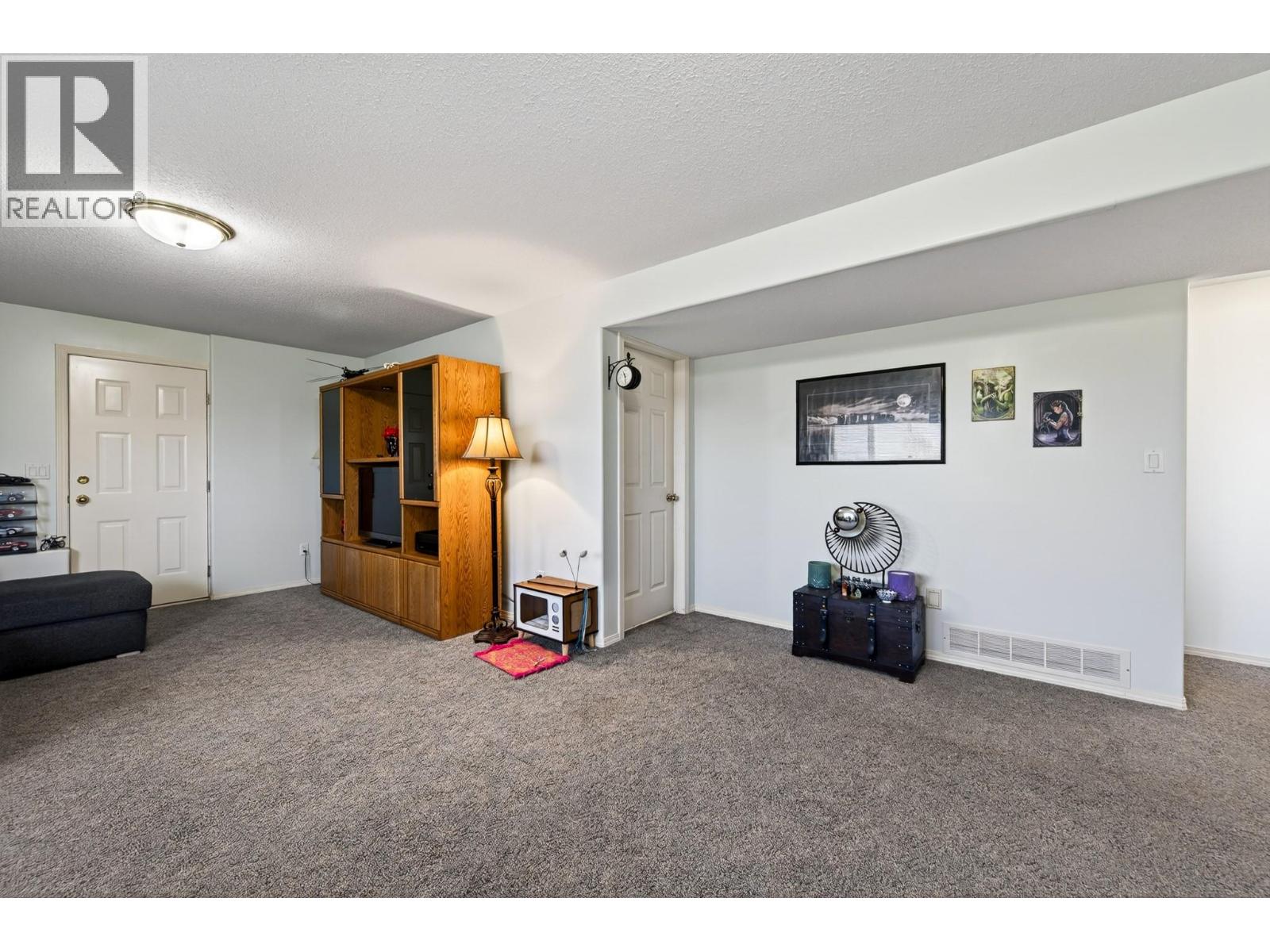 2022 Pacific Way Unit# 8, Kamloops, British Columbia  V1S 1T1 - Photo 20 - 10399352