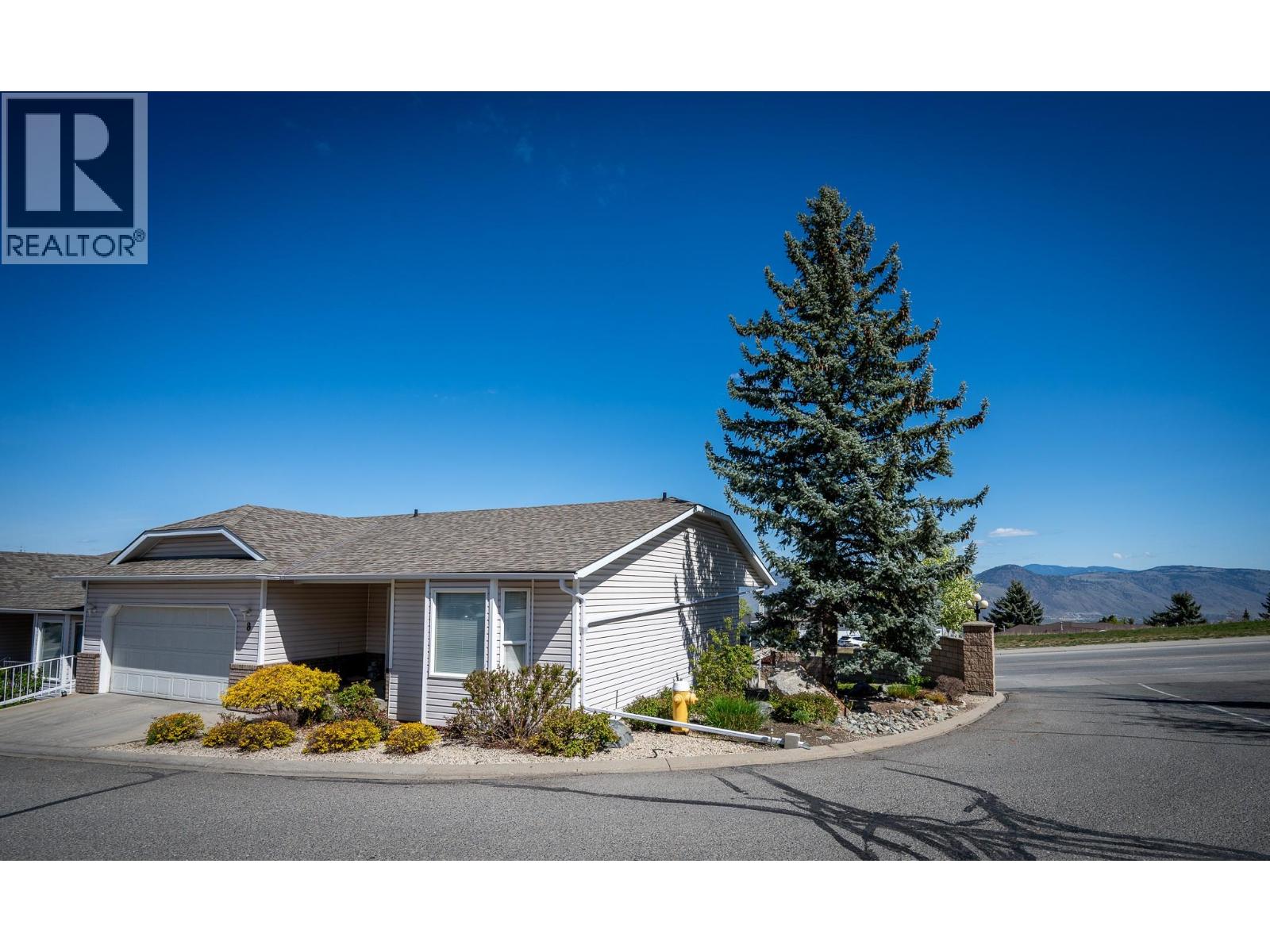 2022 Pacific Way Unit# 8, Kamloops, British Columbia  V1S 1T1 - Photo 31 - 10399352