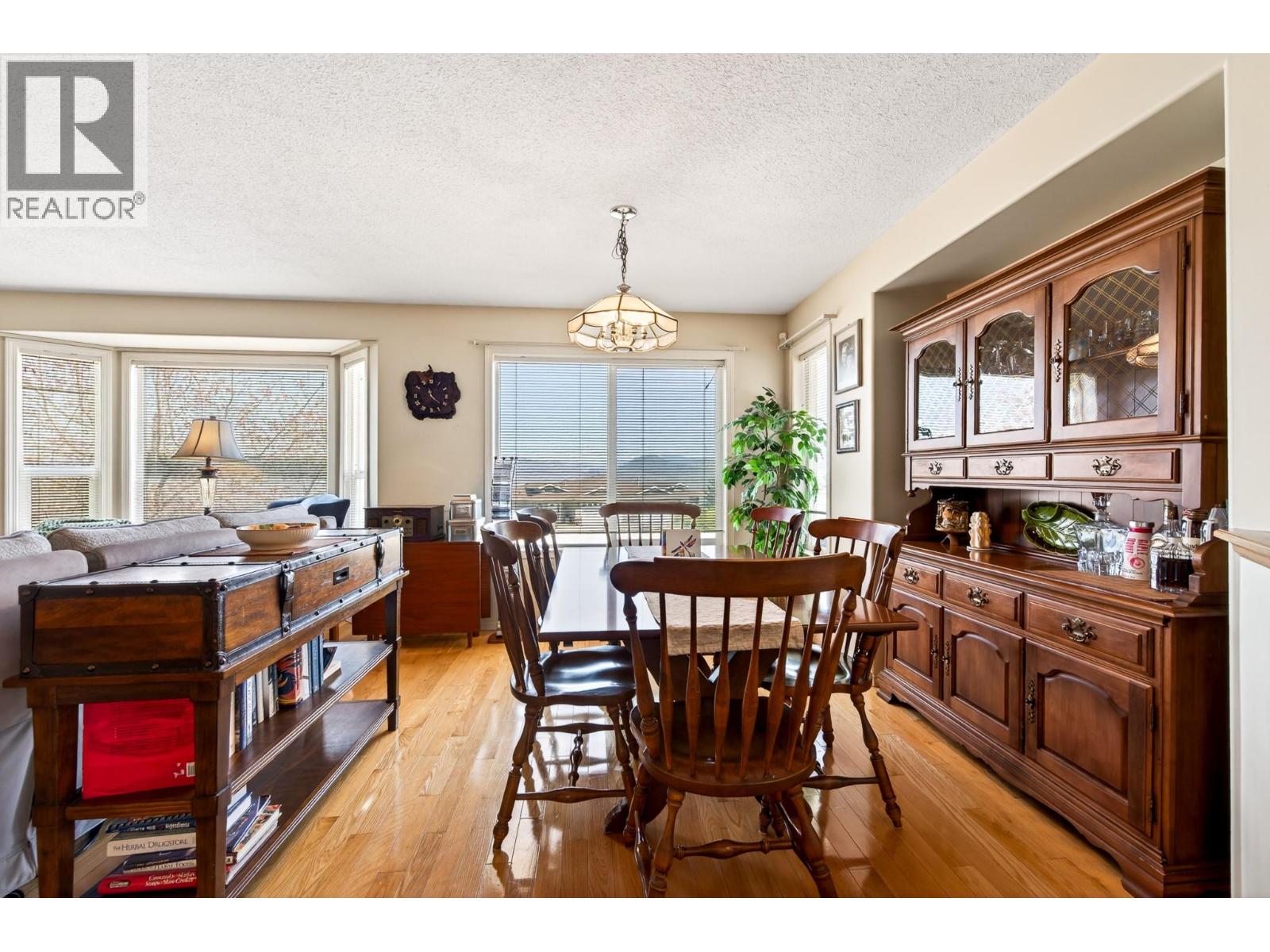 2022 Pacific Way Unit# 8, Kamloops, British Columbia  V1S 1T1 - Photo 7 - 10399352