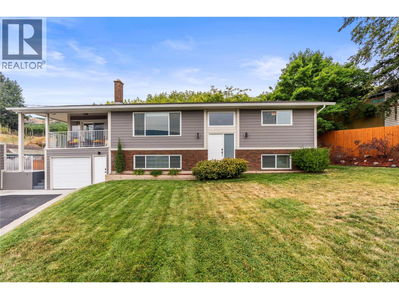 14487 Oyama Road, Lake Country, British Columbia  V4V 2C7 - Photo 1 - 10399210