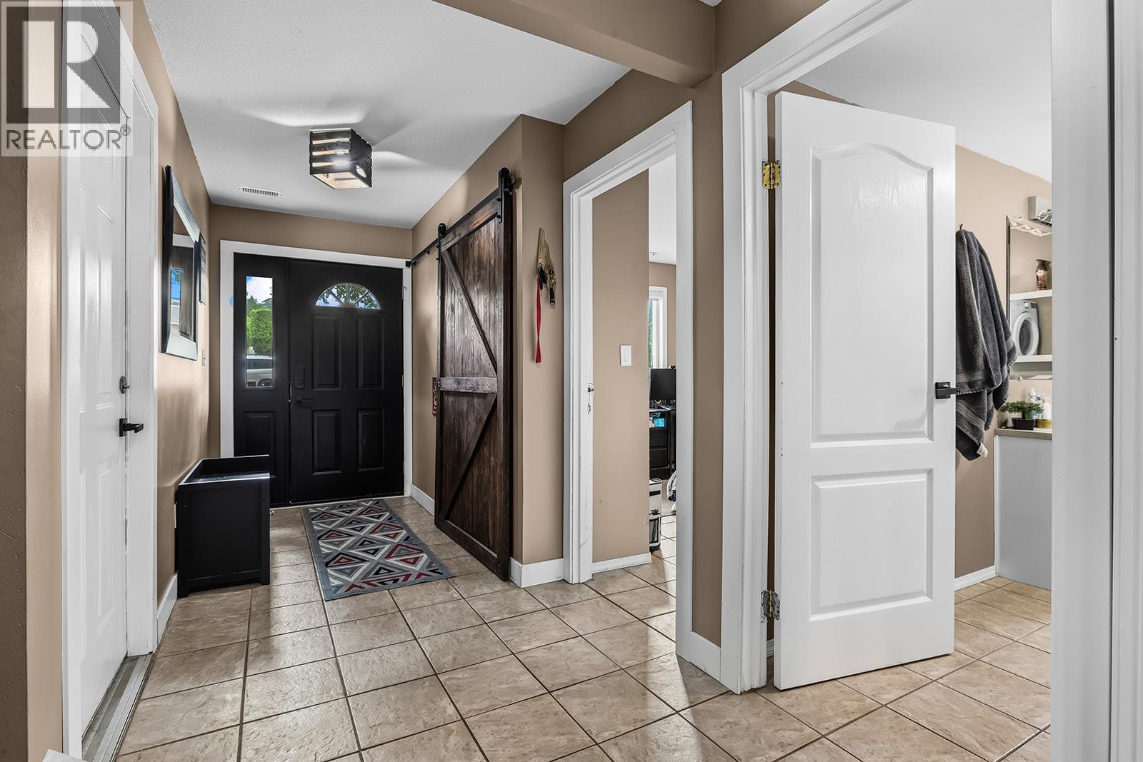 1050 Pinecrest Lane, Kelowna, British Columbia  V1Y 4L3 - Photo 22 - 10399294