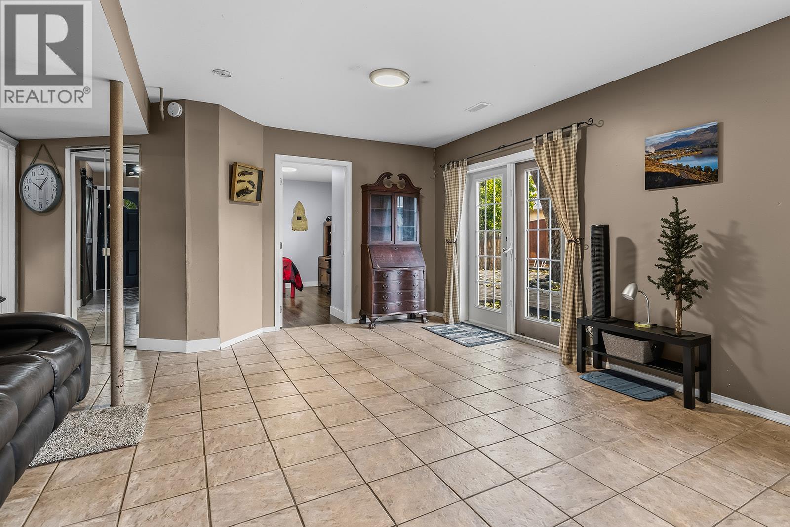 1050 Pinecrest Lane, Kelowna, British Columbia  V1Y 4L3 - Photo 28 - 10399294