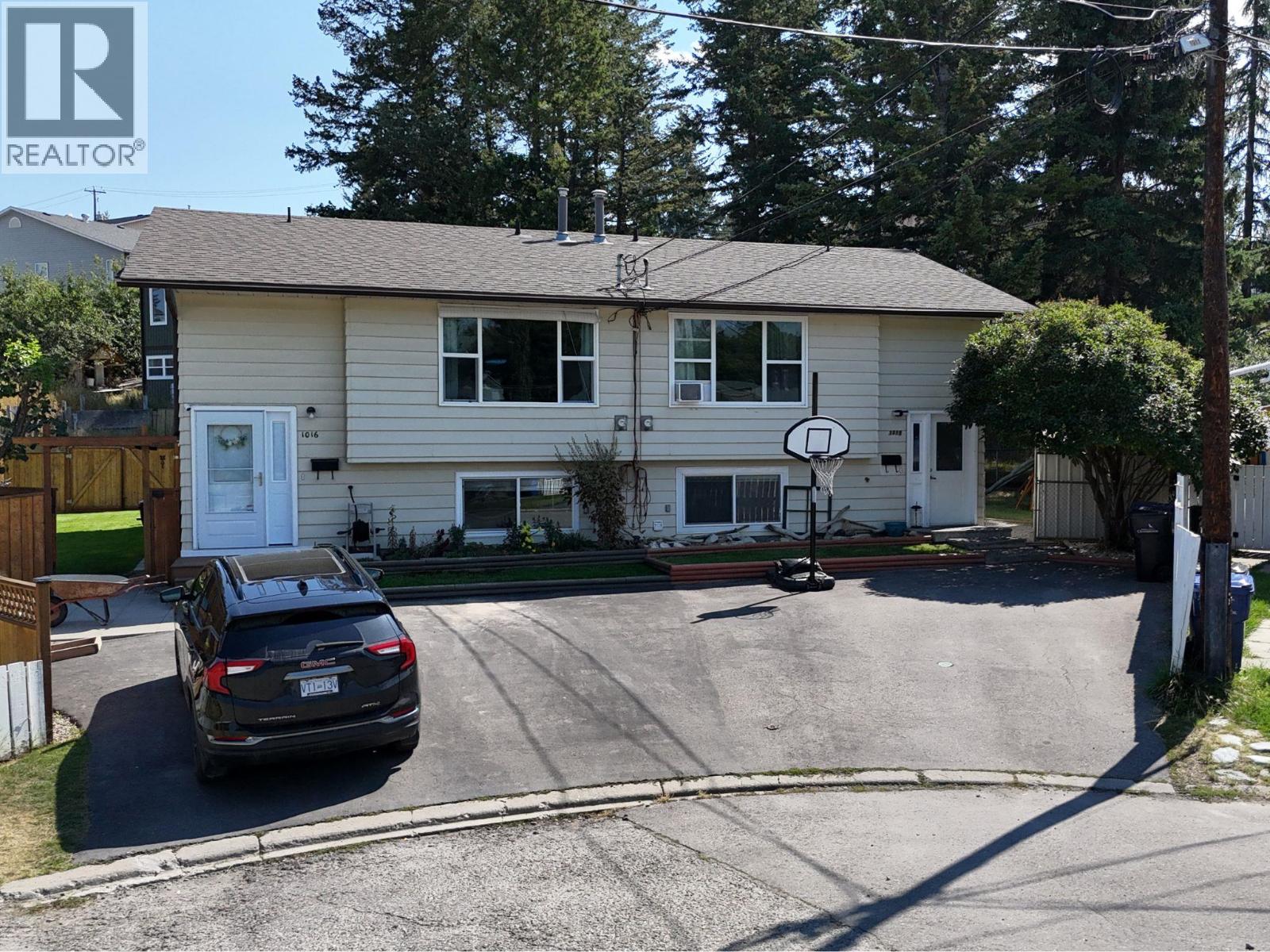 1018 12th Avenue S, Cranbrook, British Columbia  V1C 5A1 - Photo 2 - 10399225