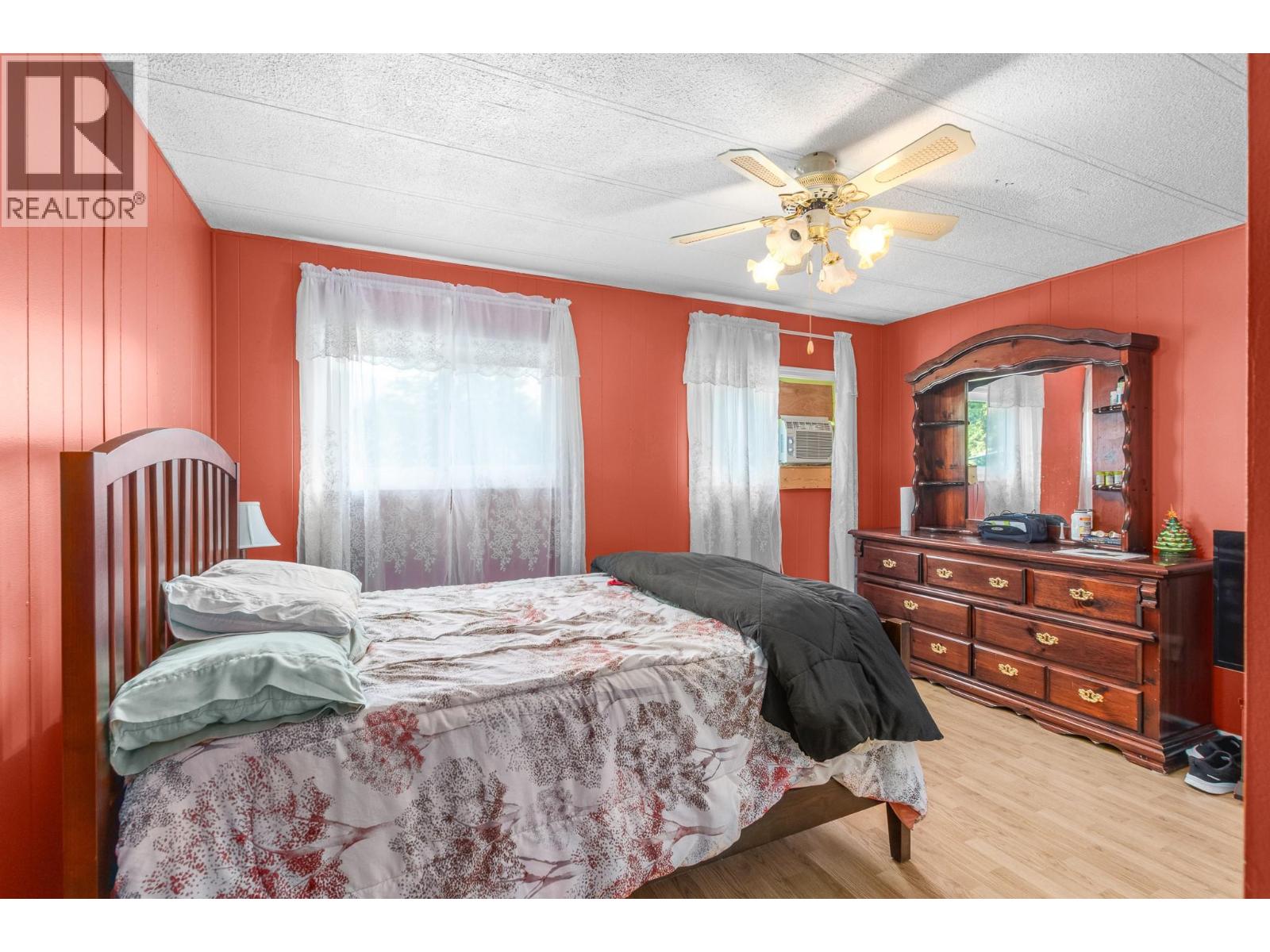 2500 97b Highway Unit# 170, Salmon Arm, British Columbia  V1E 1A6 - Photo 10 - 10399133
