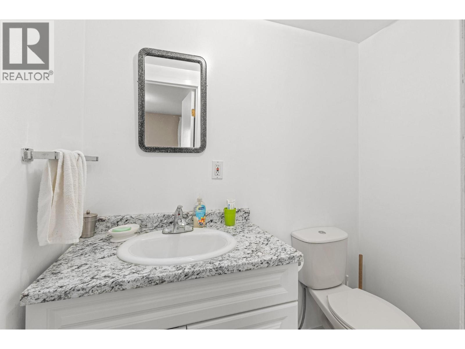2500 97b Highway Unit# 170, Salmon Arm, British Columbia  V1E 1A6 - Photo 17 - 10399133