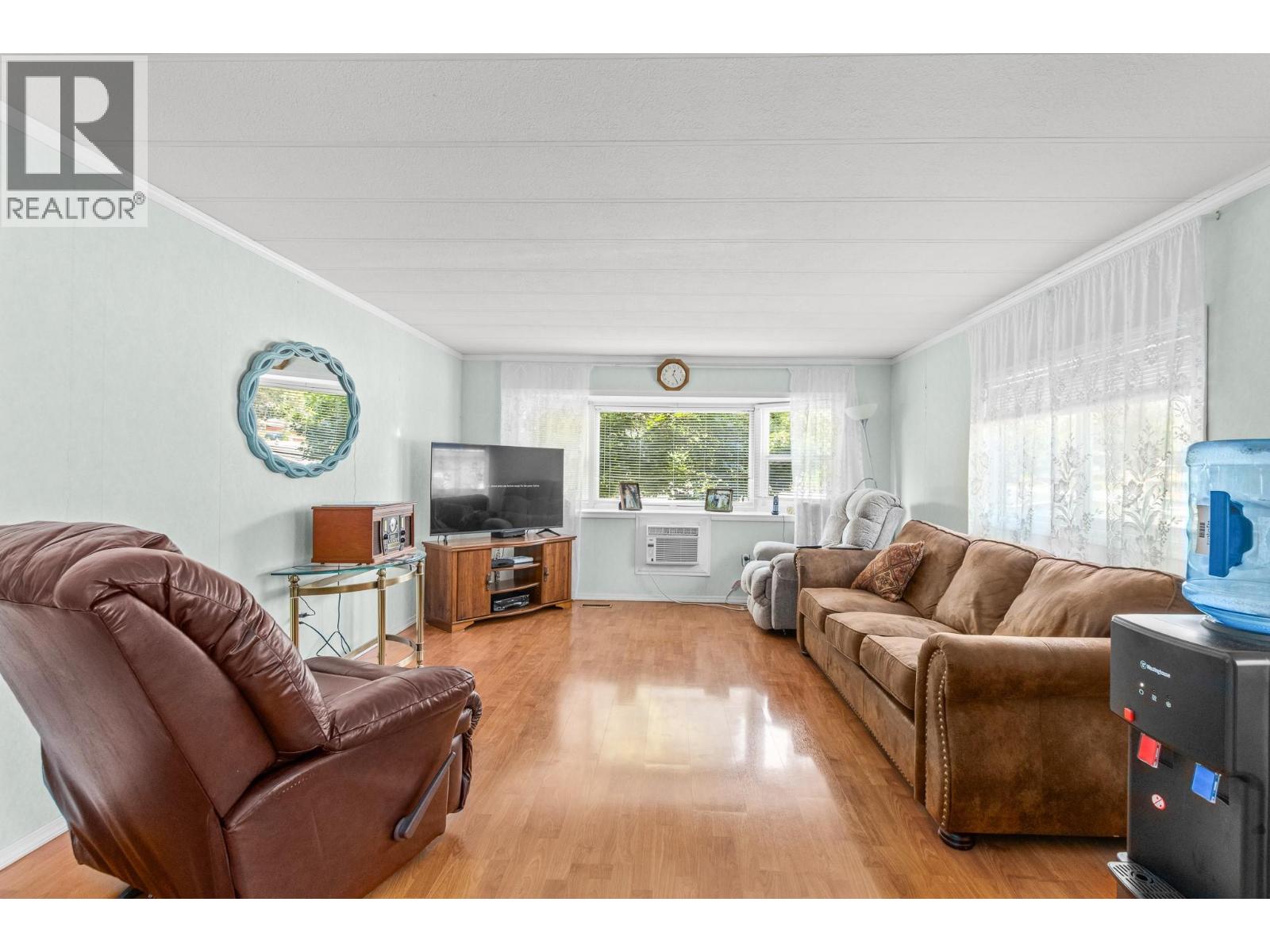 2500 97b Highway Unit# 170, Salmon Arm, British Columbia  V1E 1A6 - Photo 3 - 10399133